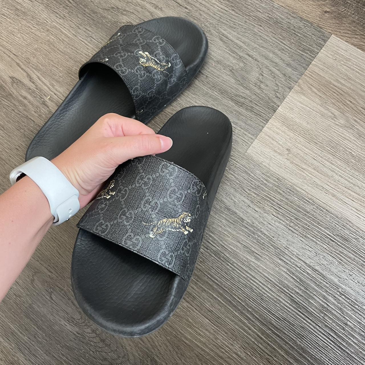 mens gucci supreme slides