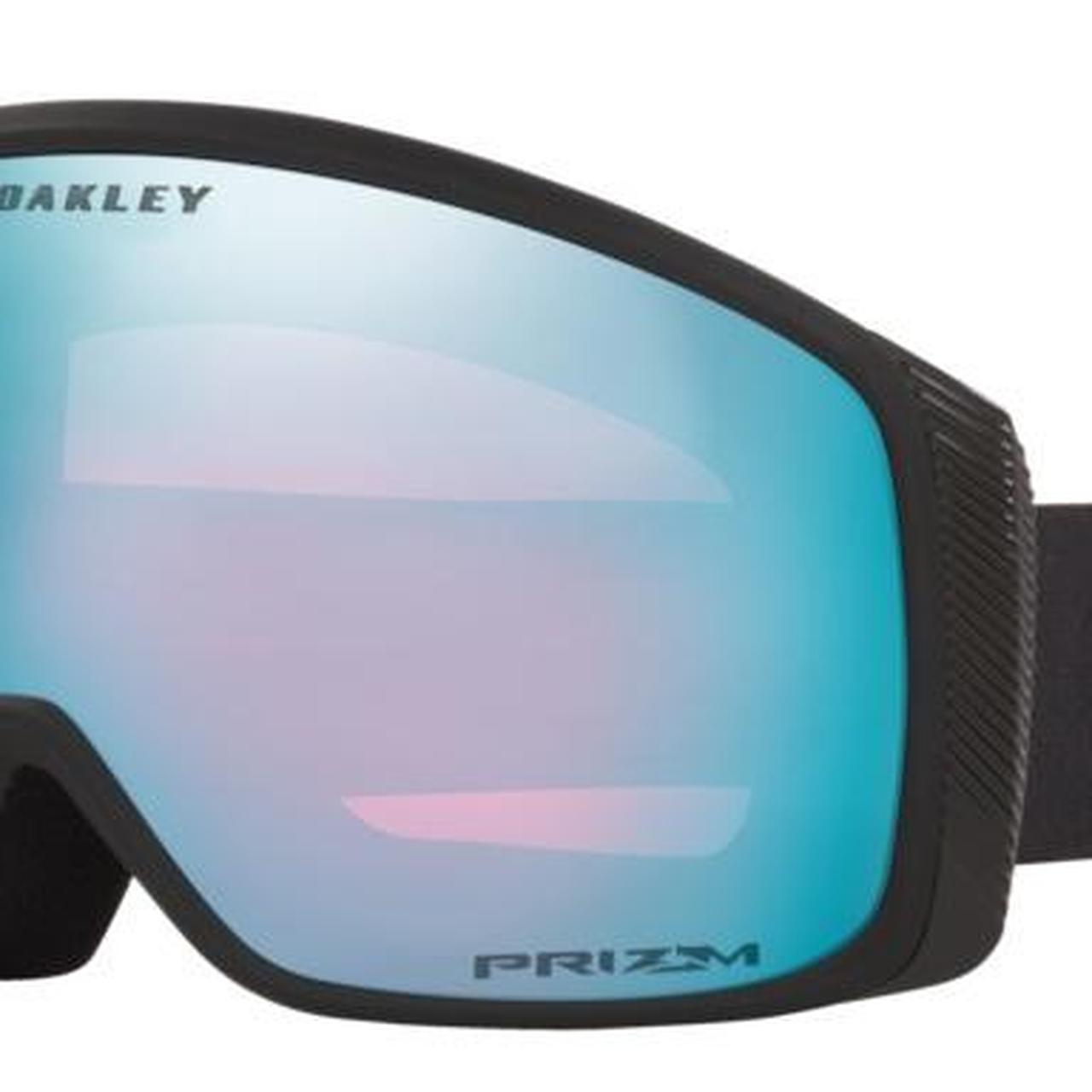 Oakley ski-goggles - Depop