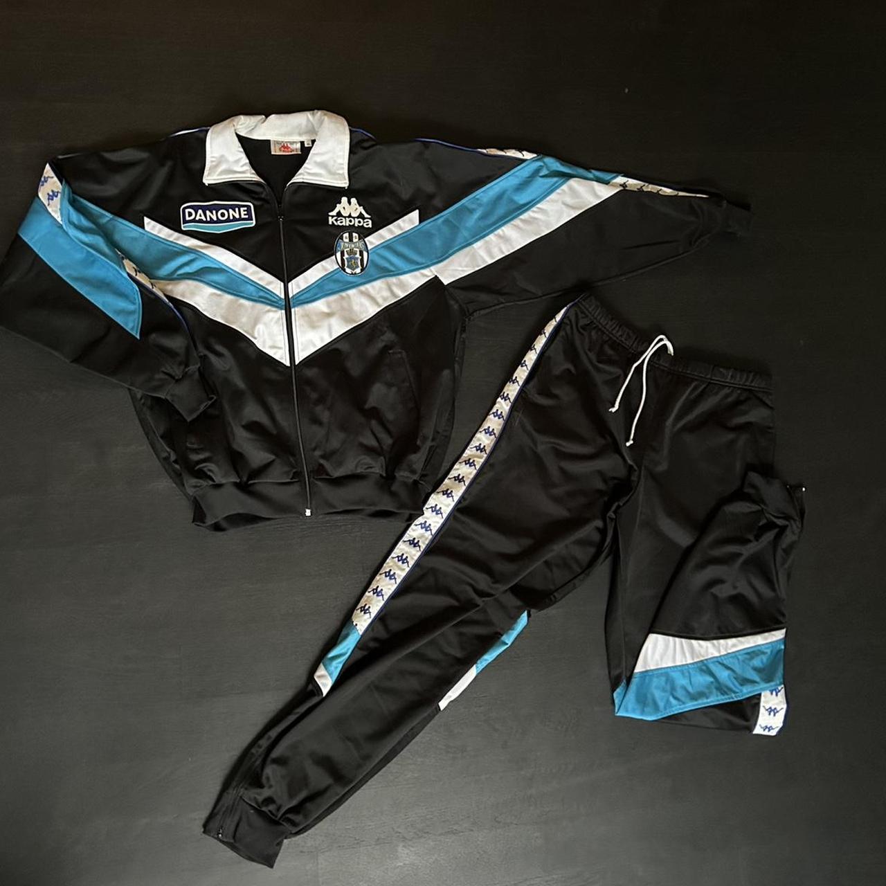 Kappa Juventus ジャージ 黒/青 DANONE Vintage Juventus black and blue Kappa Danone | Depop