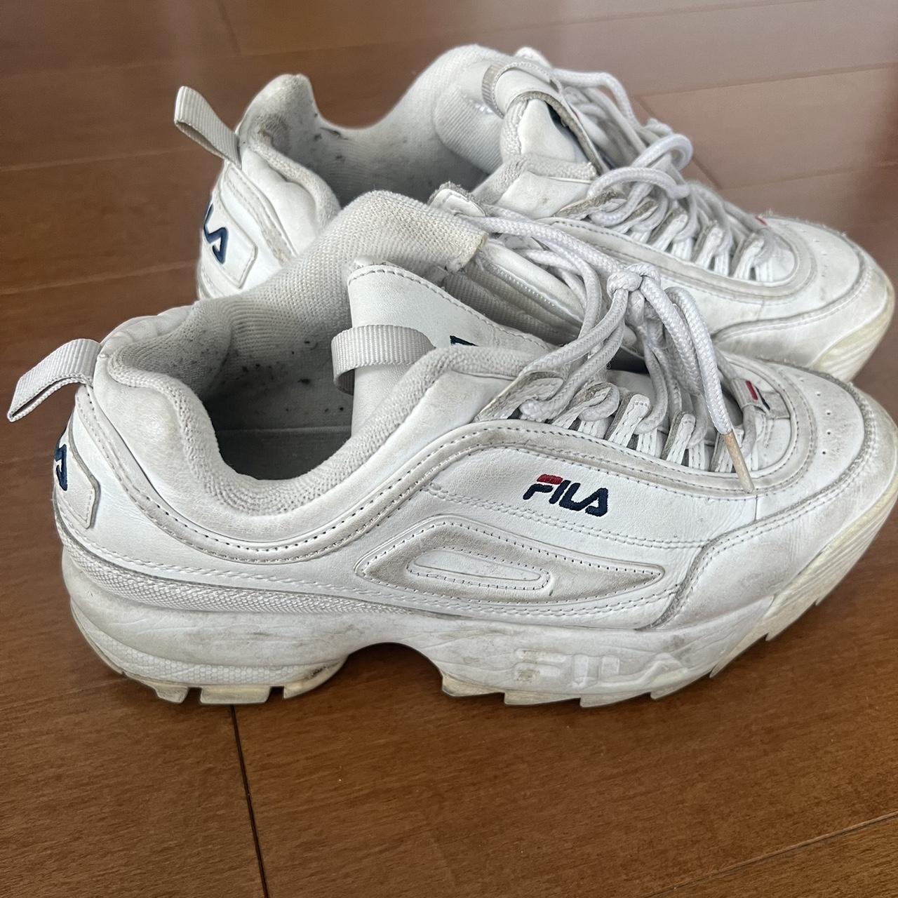 jd white fila trainers