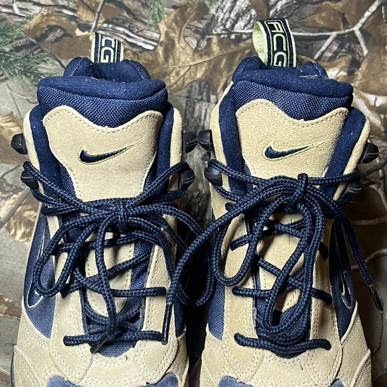 acg nike hiking boots