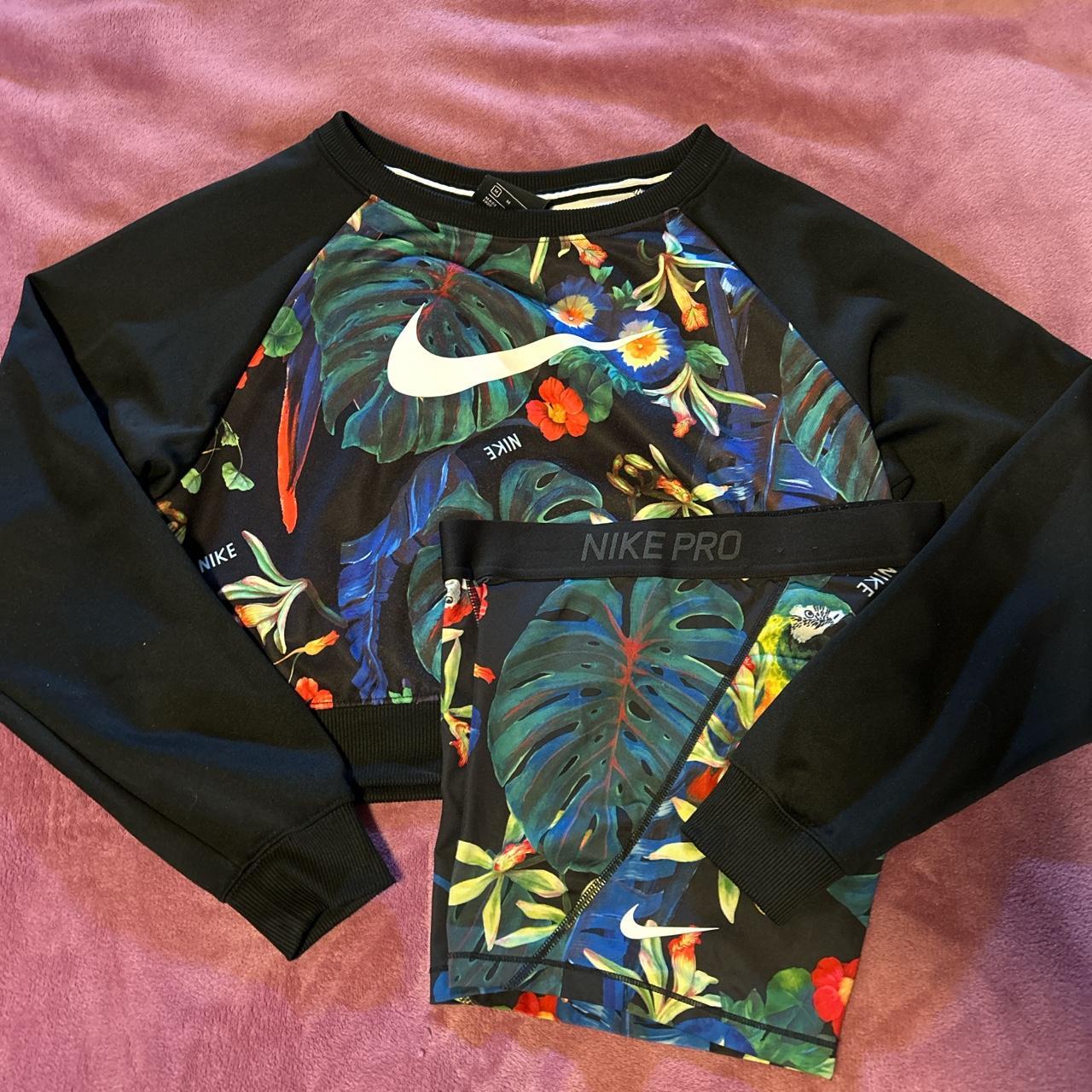 womens NIKE PRO tropical floral set labeled medium