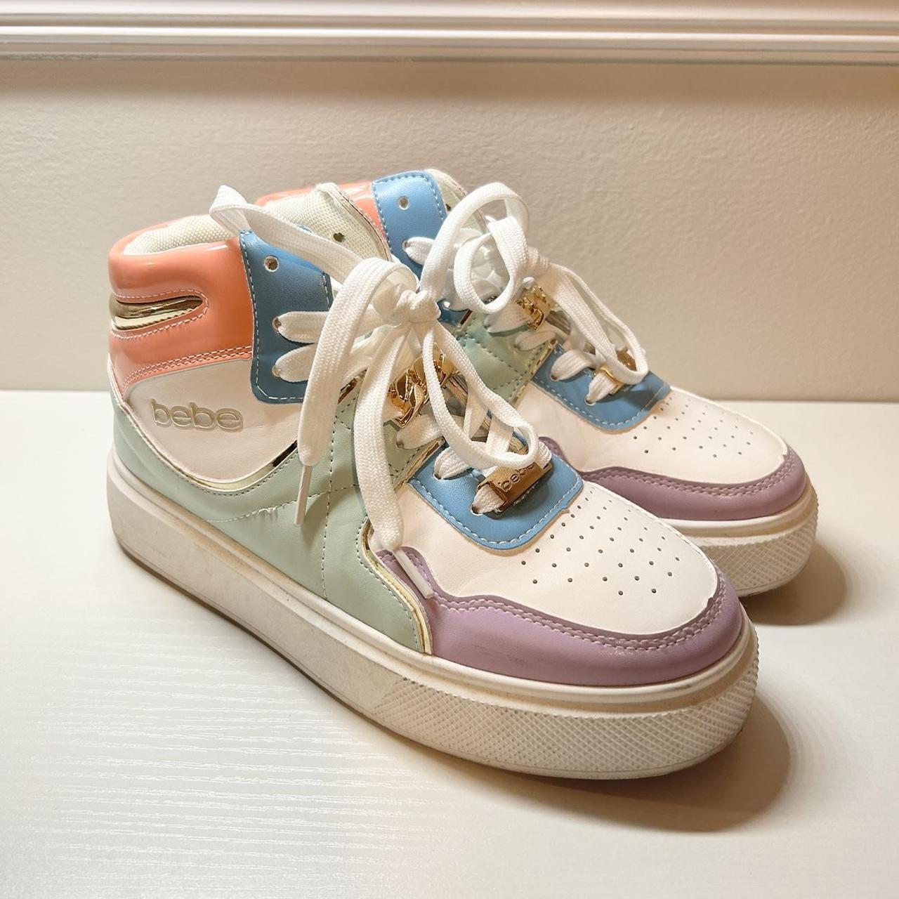 Bebe slip shop on sneakers