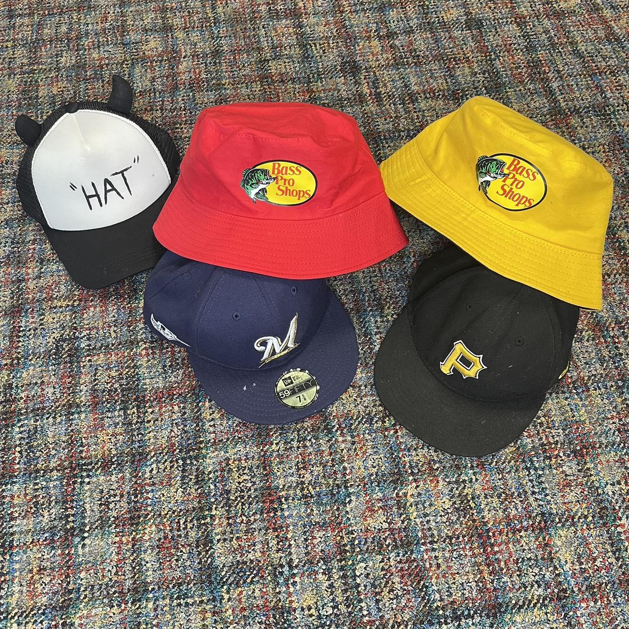Hat Bundle 2 bucket hats, 2 fitted hats, and 1