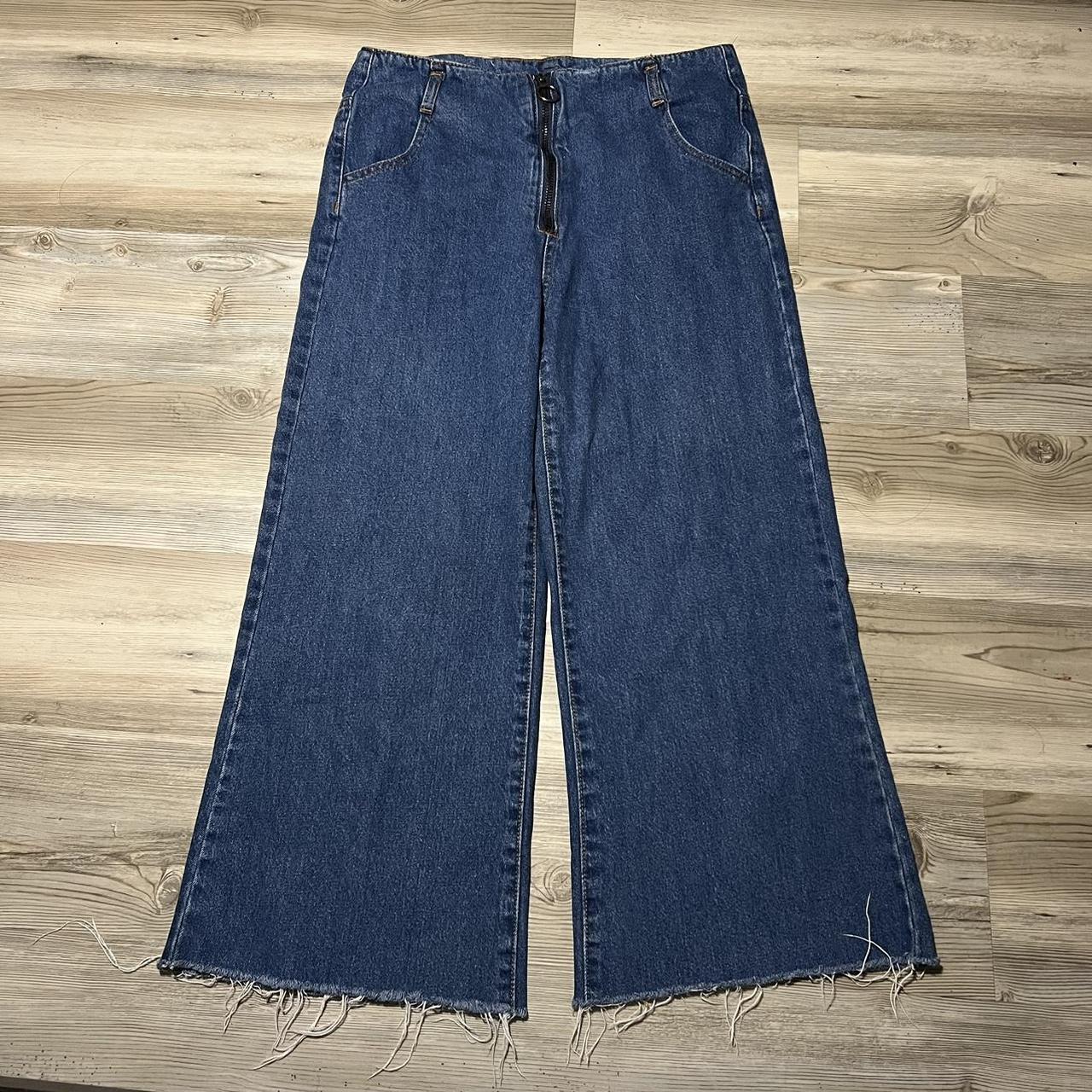 wide leg jeans no flaws! says size 7 but fits XS-S!... - Depop