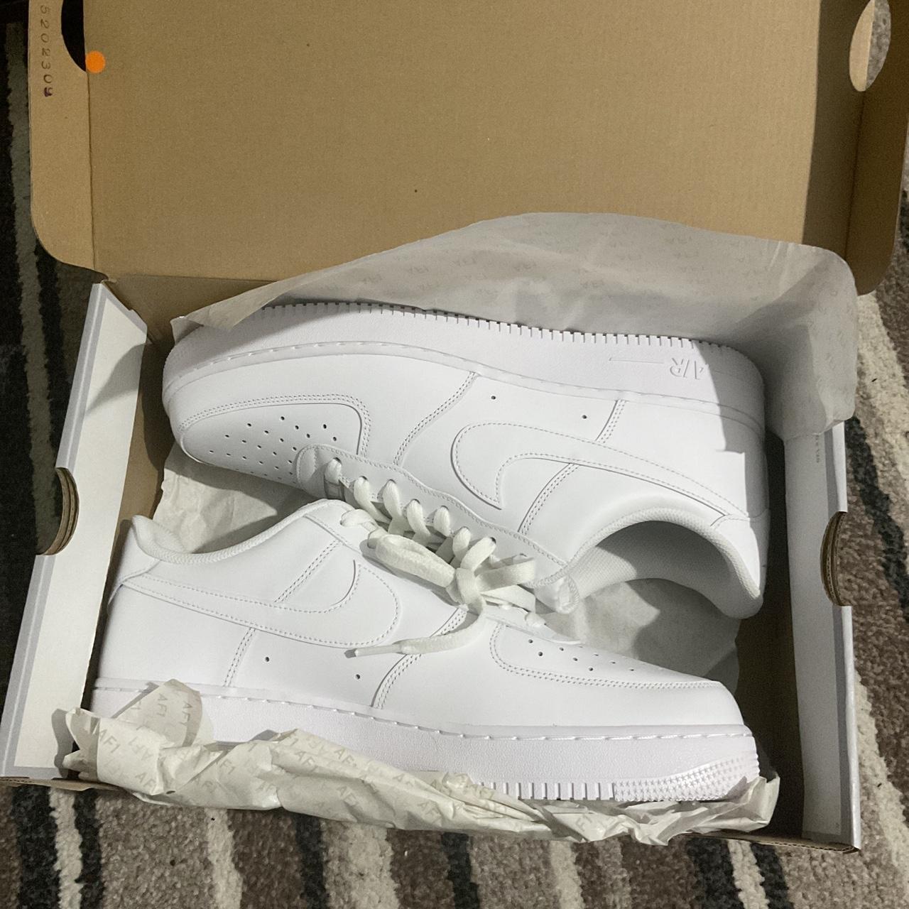 airforces size 5.5