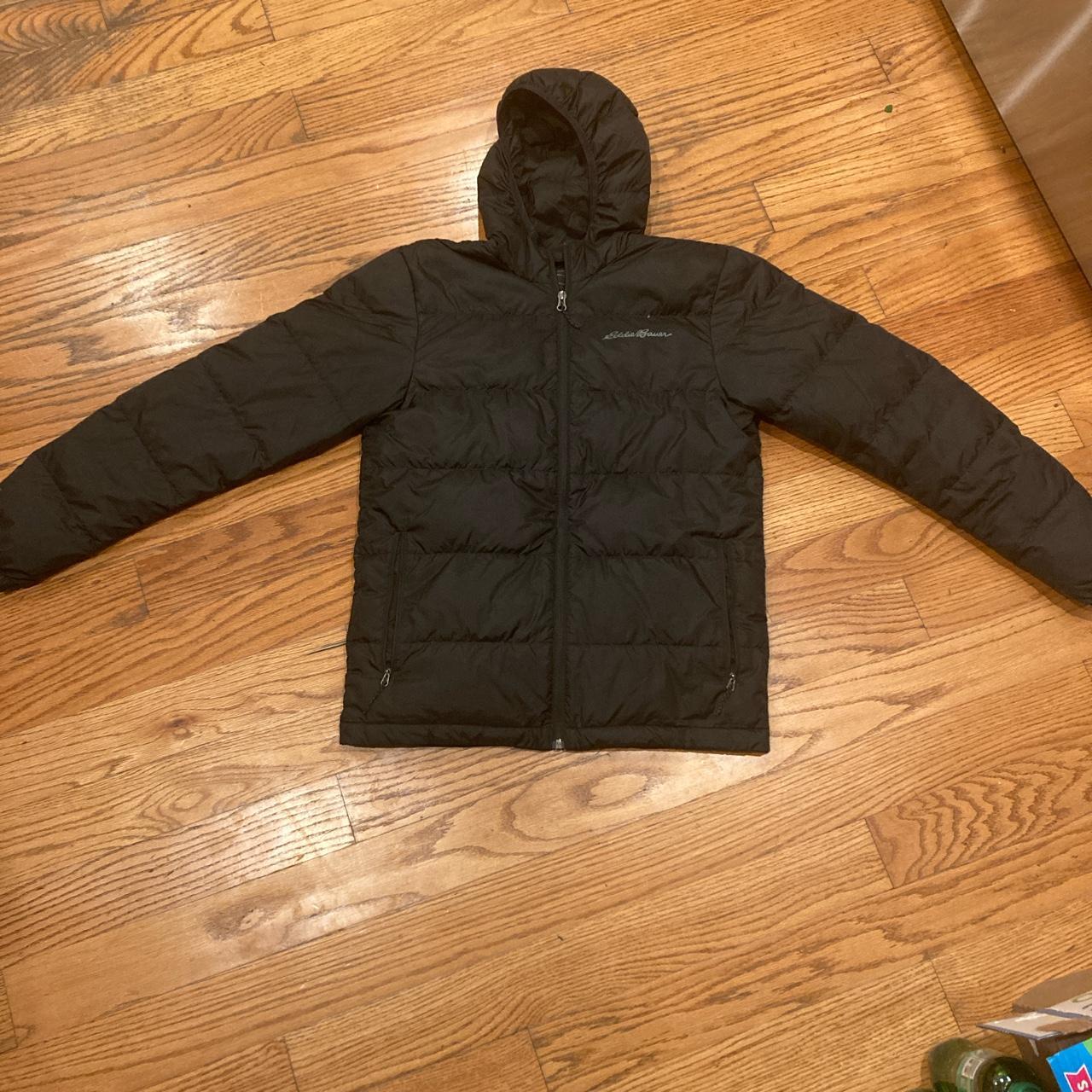 Eddie Bauer Puffer Jacket. Mens small. Depop