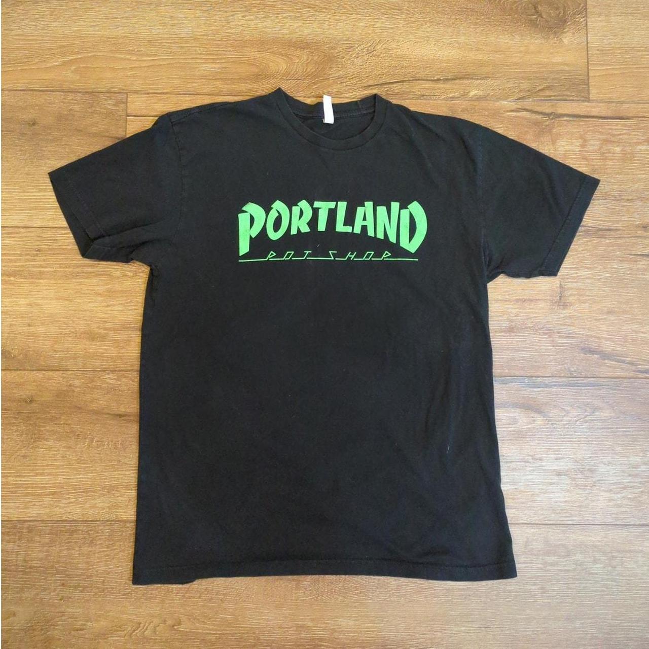 Thrasher Style Portland Pot Shop Adult Large Short... - Depop