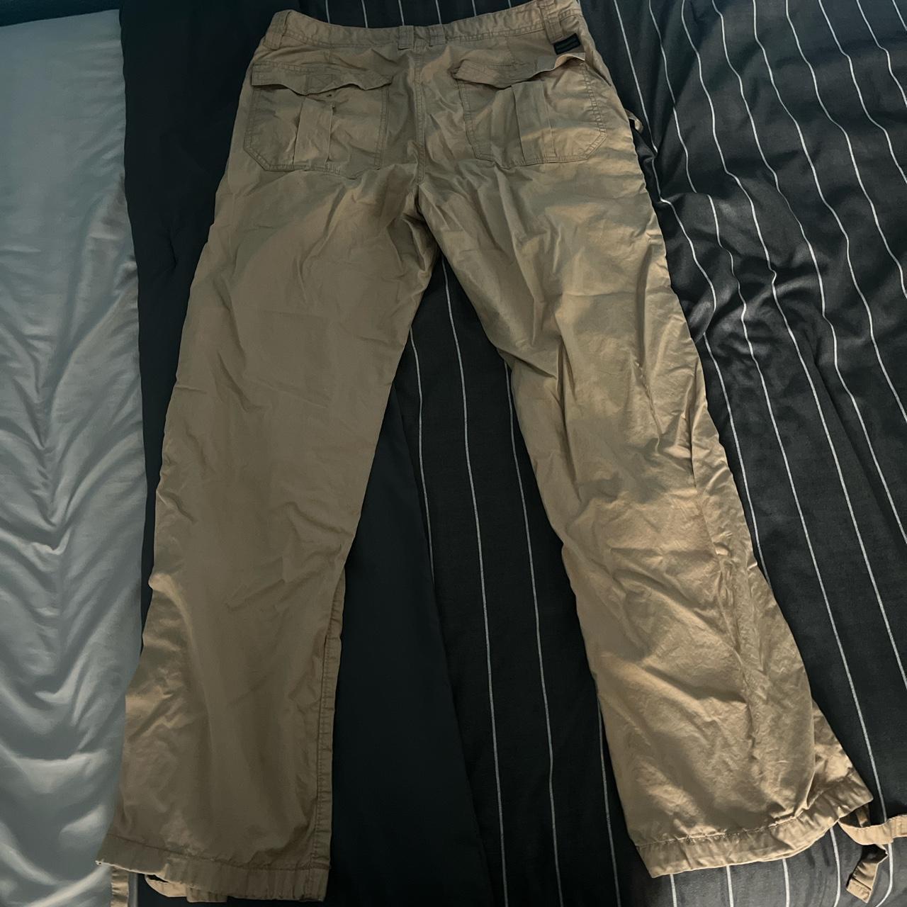 Large Sean John cargo pants like new condition - Depop