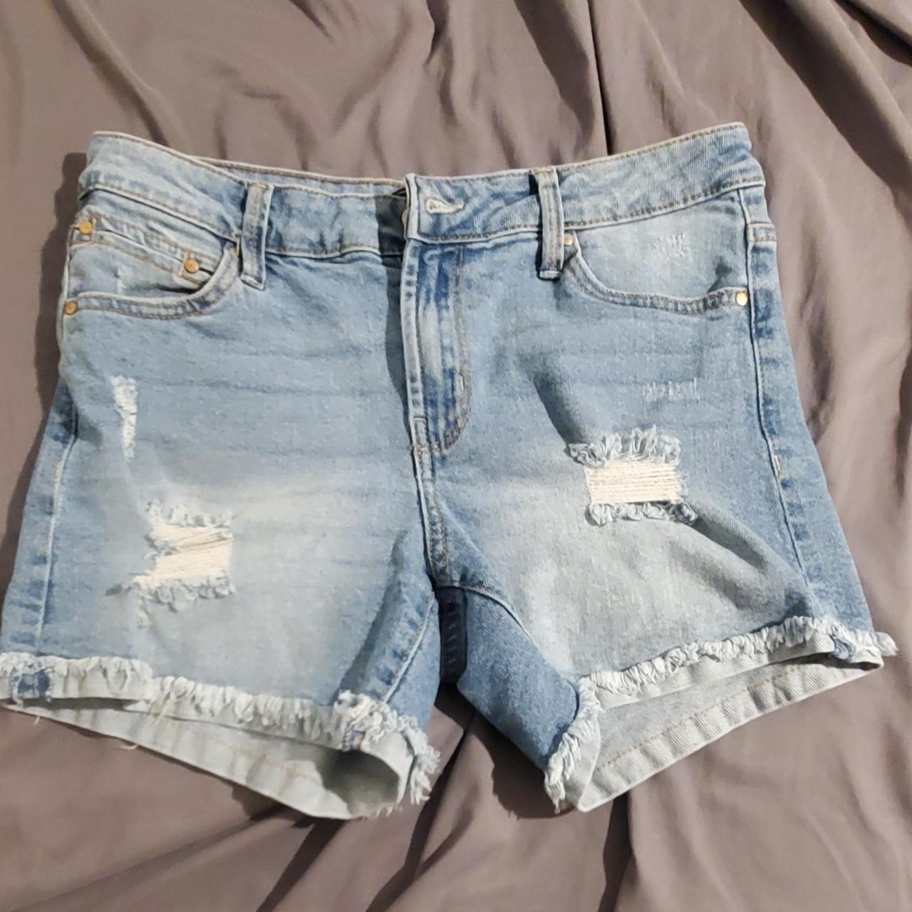 Ripped jean shorts - Depop