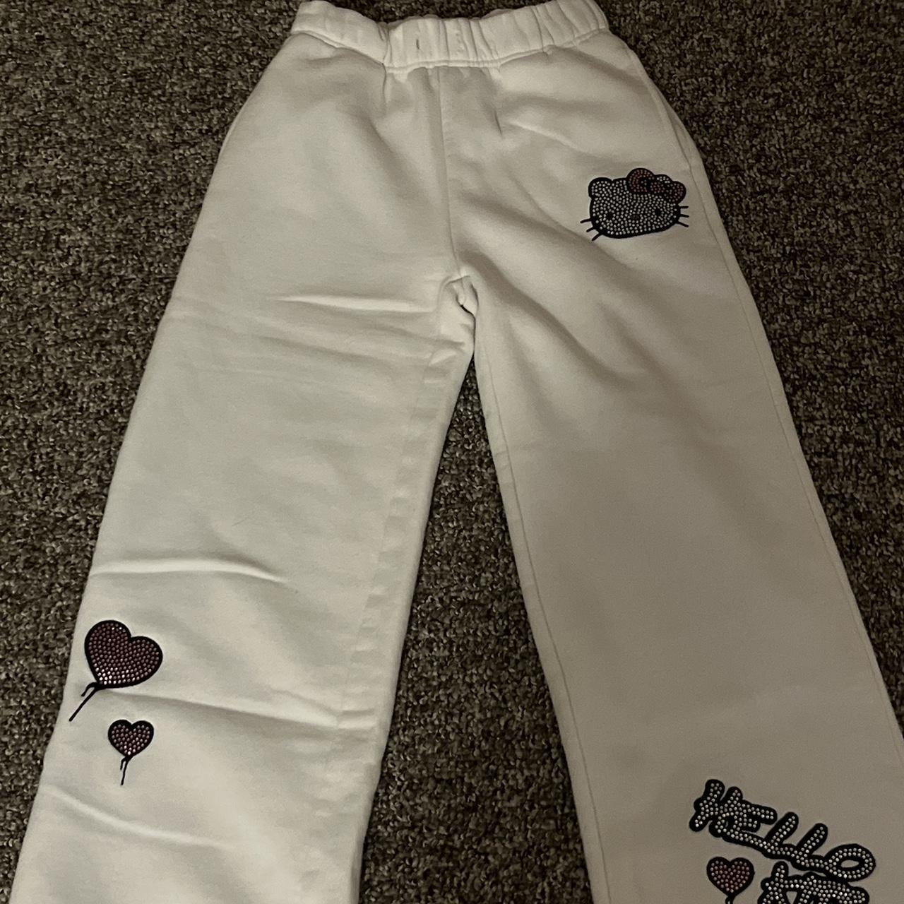 Super soft Hello Kitty Embroidered Sweats Saniro... - Depop