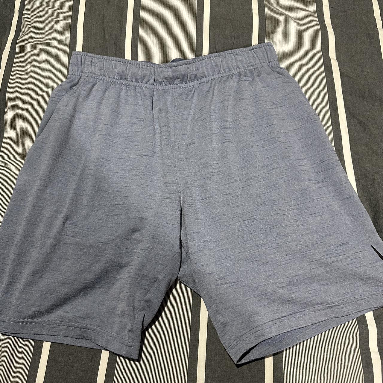 mens nike yoga shorts