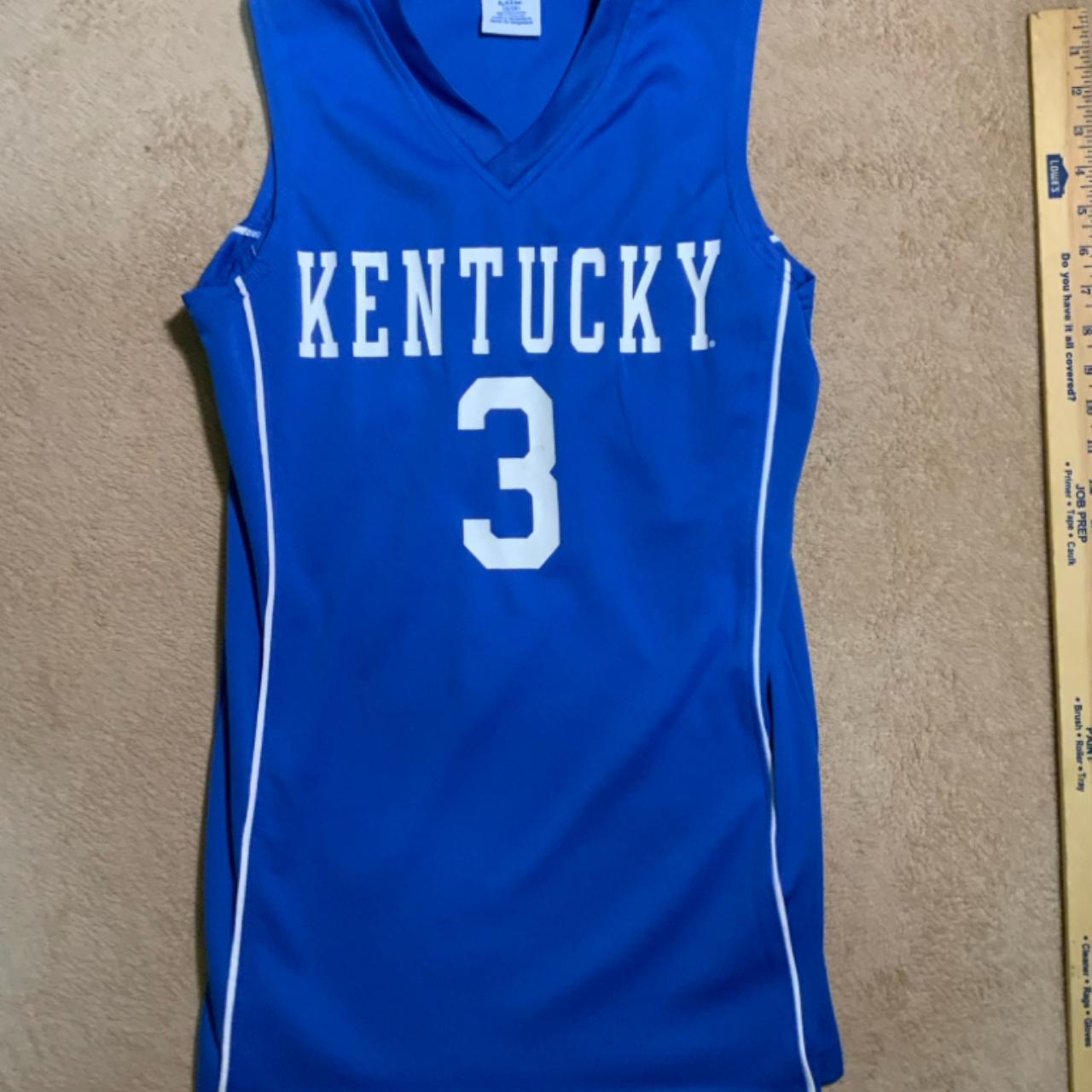 Show your Wildcats pride with this authentic UK. Depop