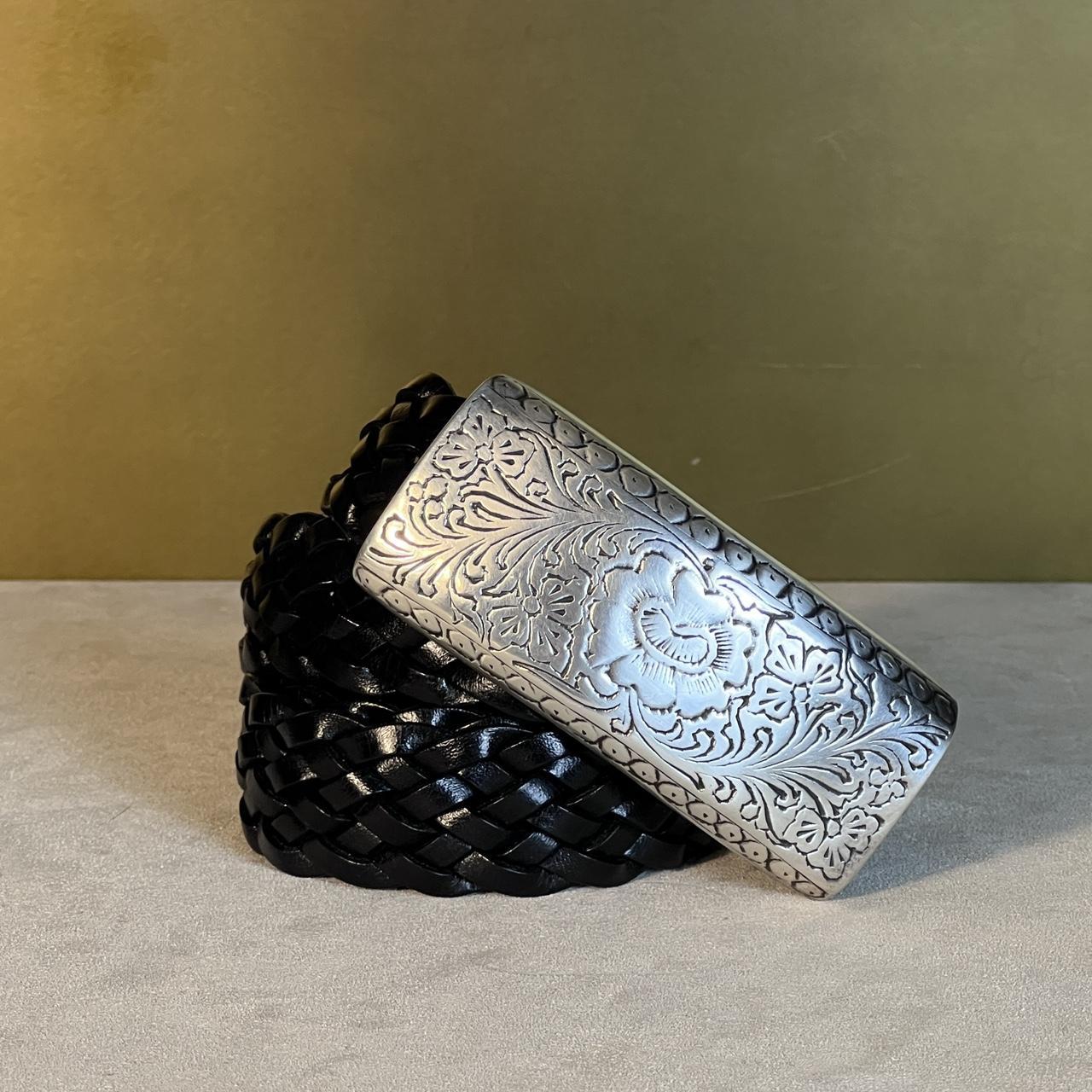 item listed by wholelottalovevtg