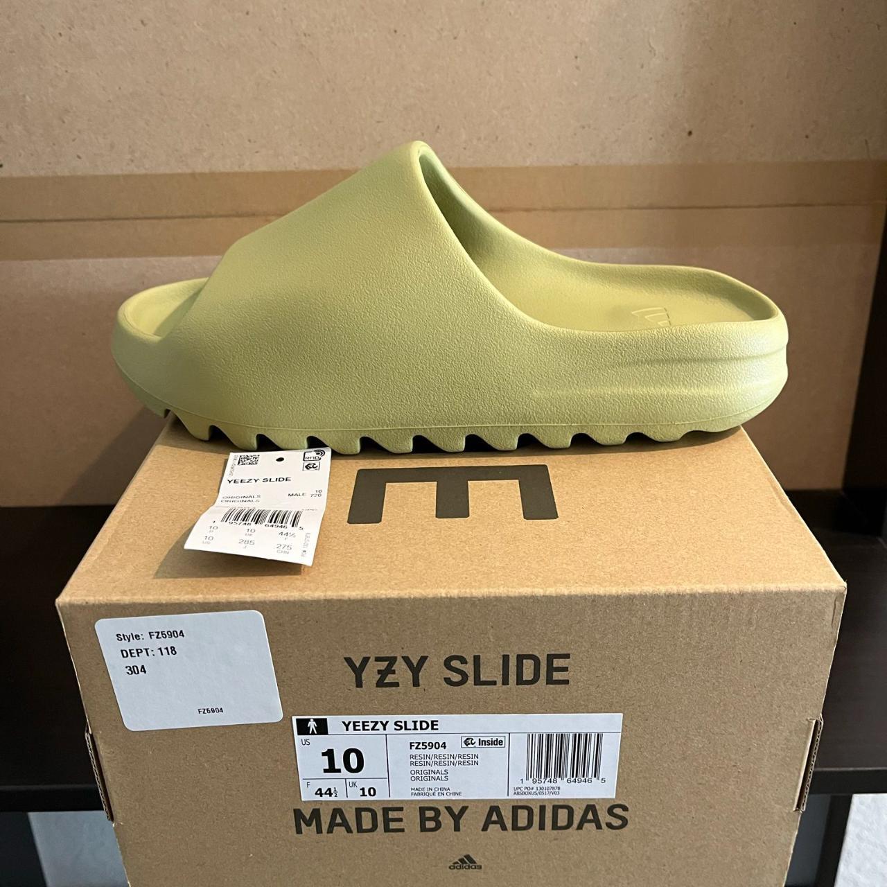 yeezy mens slide