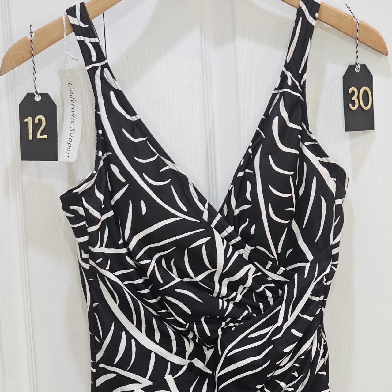 1008 12 - Black and white one piece bathsuit.... - Depop