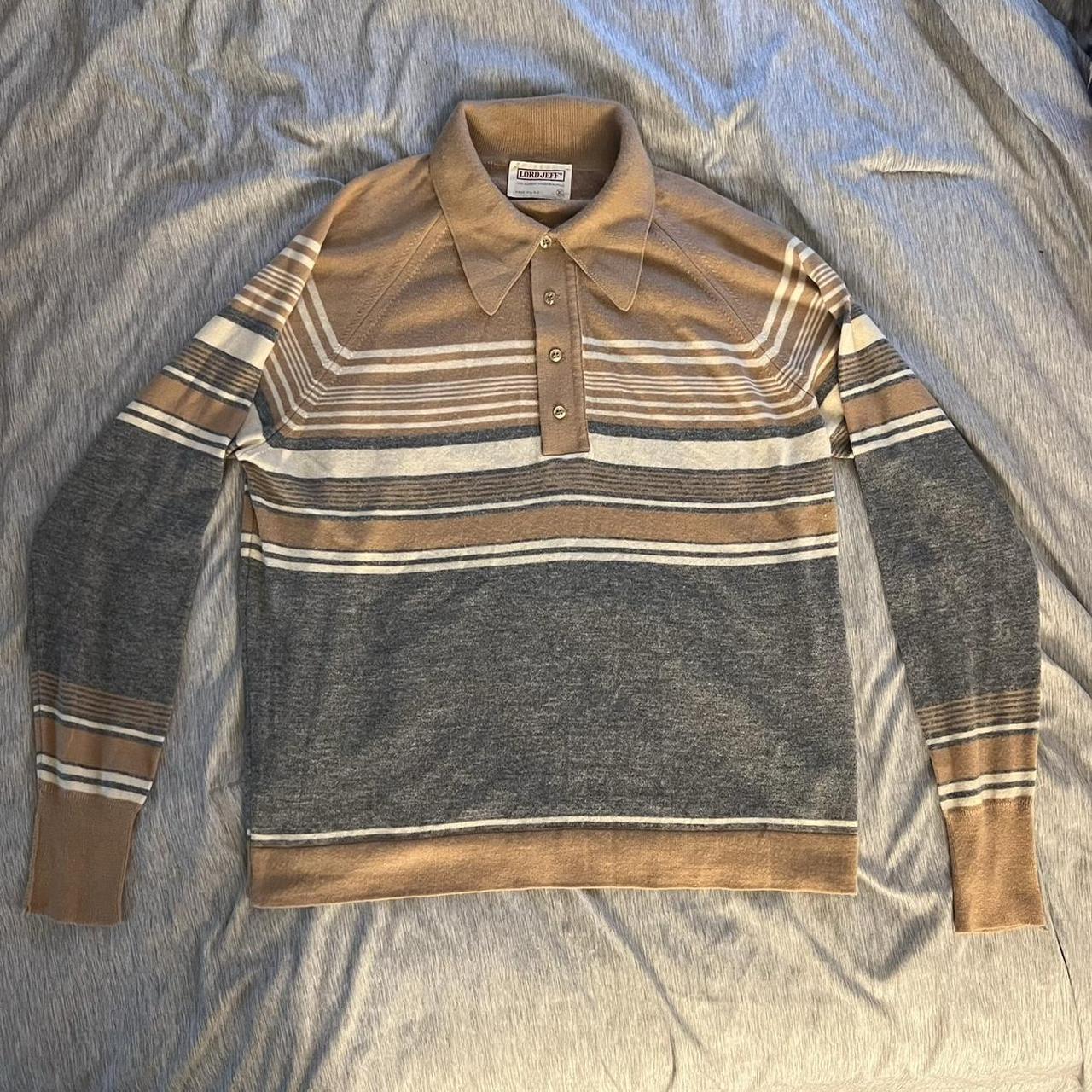 70s styled knit polo! Check out the fat collar on... - Depop