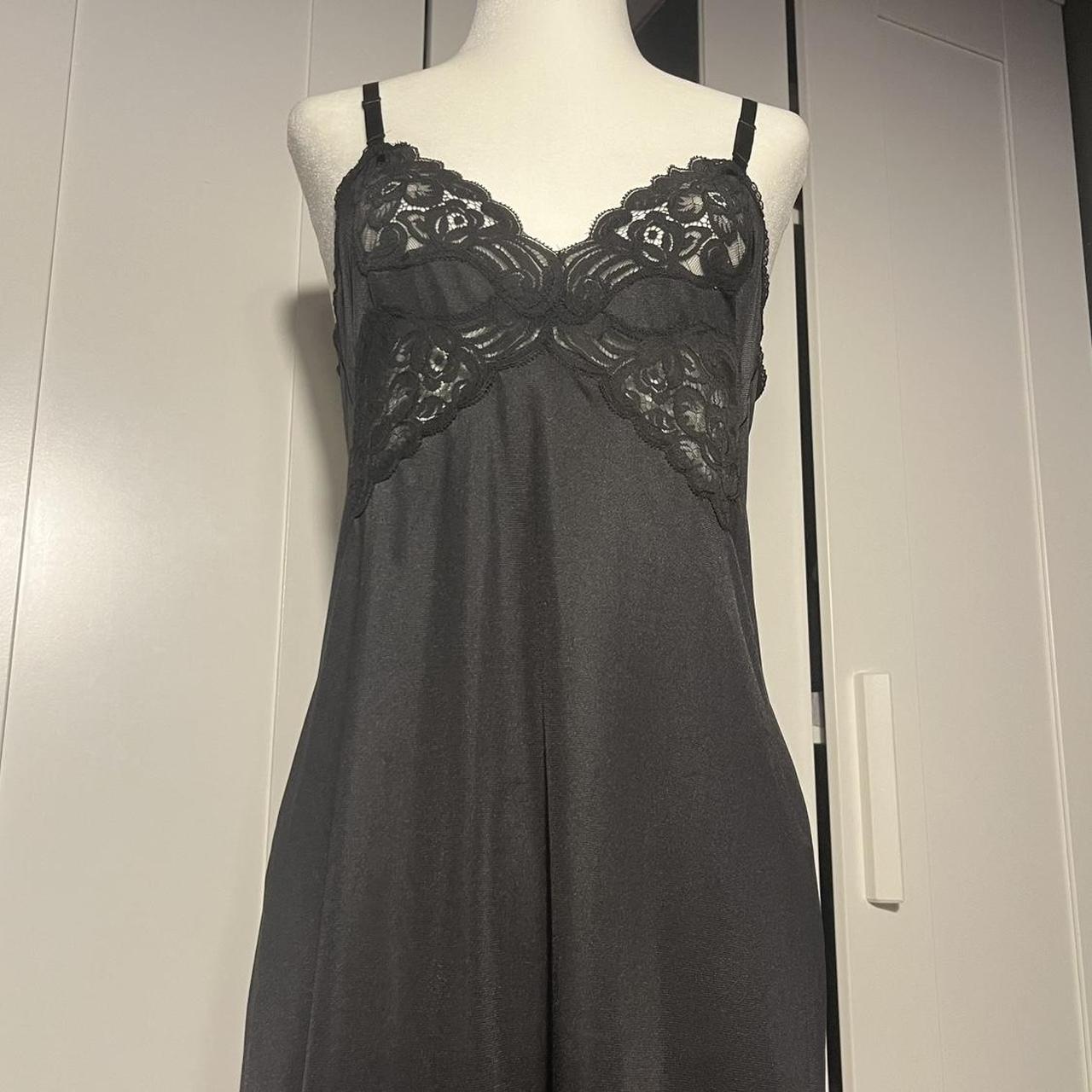 item listed by imprettywhenlcry