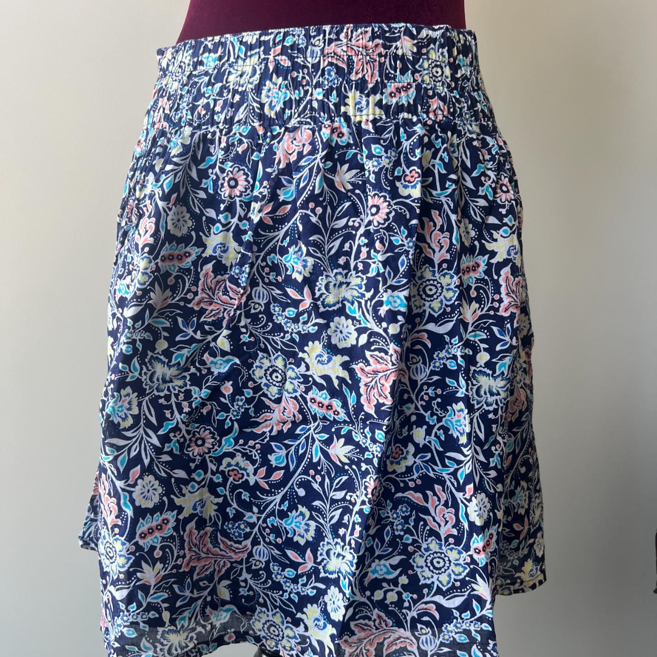 OLD NAVY Skirt Blue size Small Fully Lined 2 side... - Depop