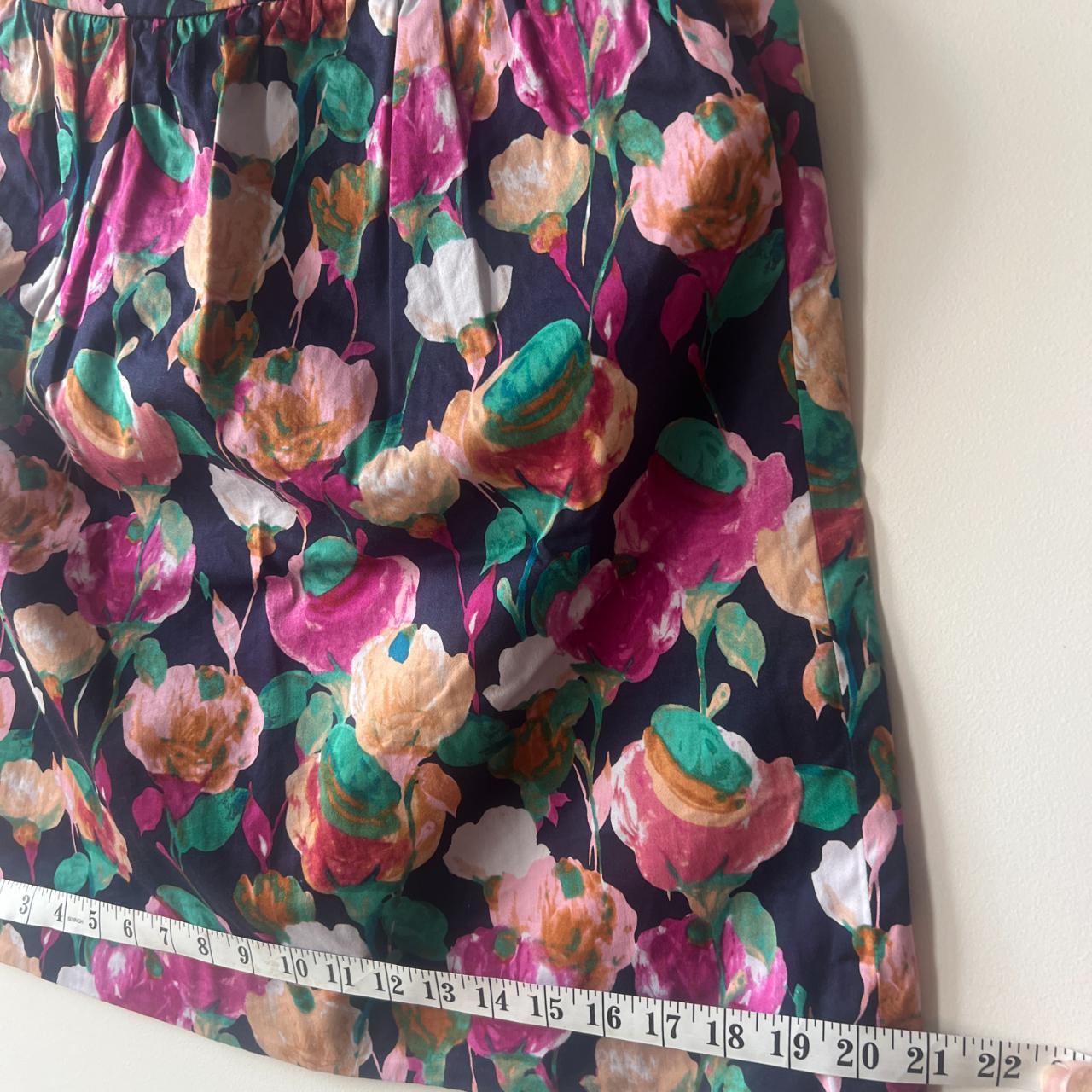 J. CREW Midi Skirt, Floral, with 2 side pockets,... - Depop