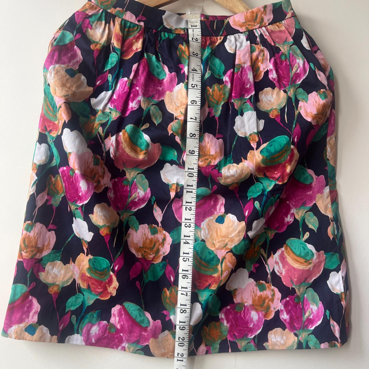 J. CREW Midi Skirt, Floral, with 2 side pockets,... - Depop