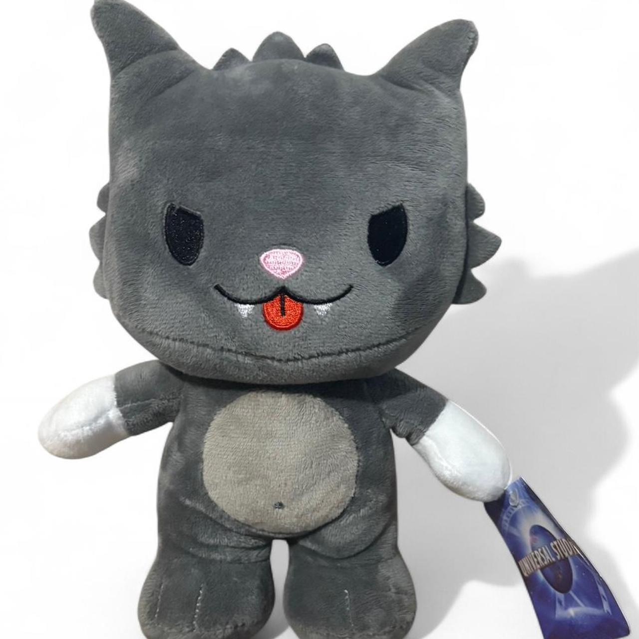 item listed by 6arelymia