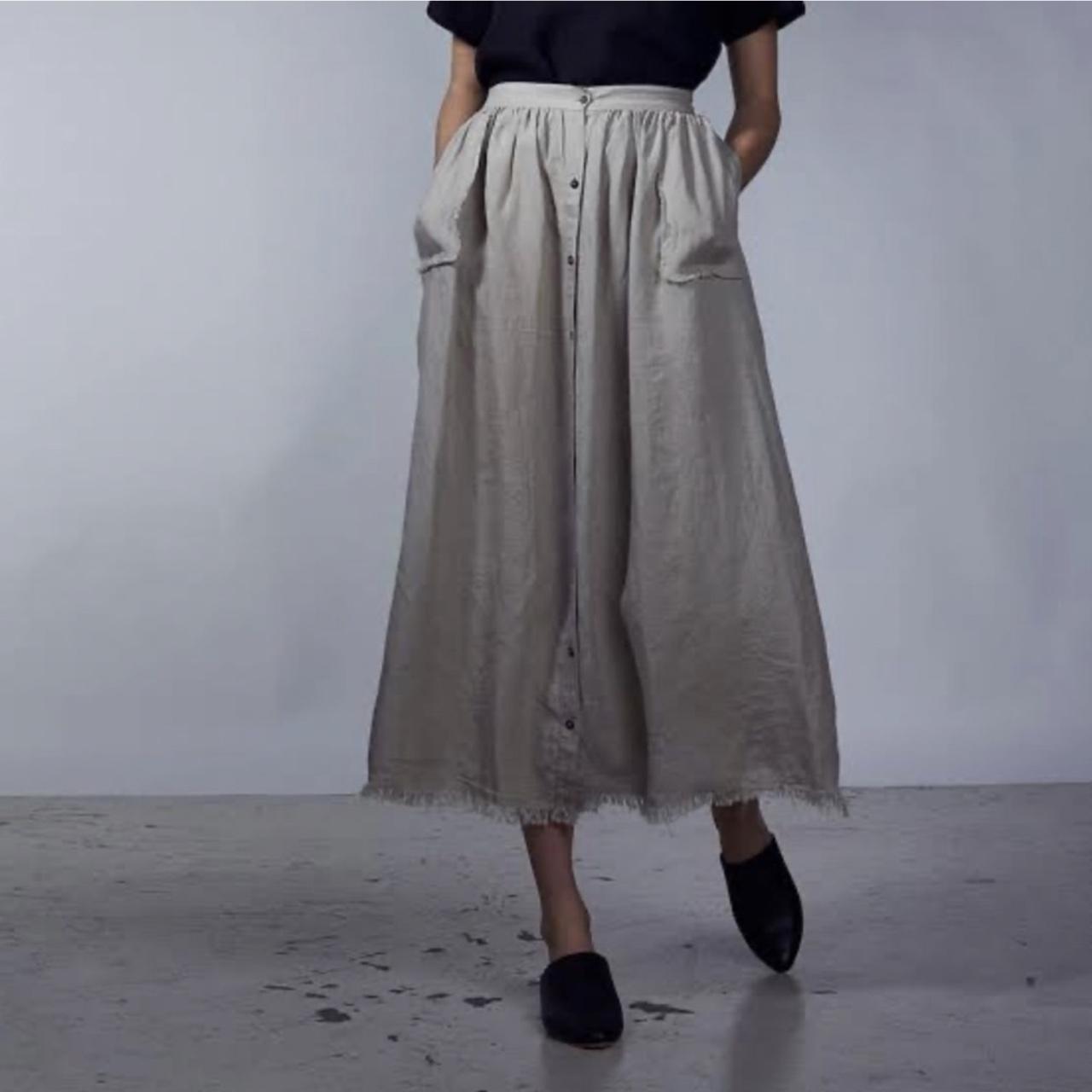 Feather Drum ‘The Florence’ linen midi skirt sz XS.... - Depop