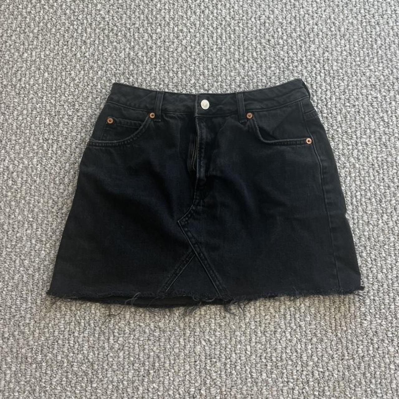 Topshop Womens Size 10 Denim Grey Distressed Skirt (Regular)