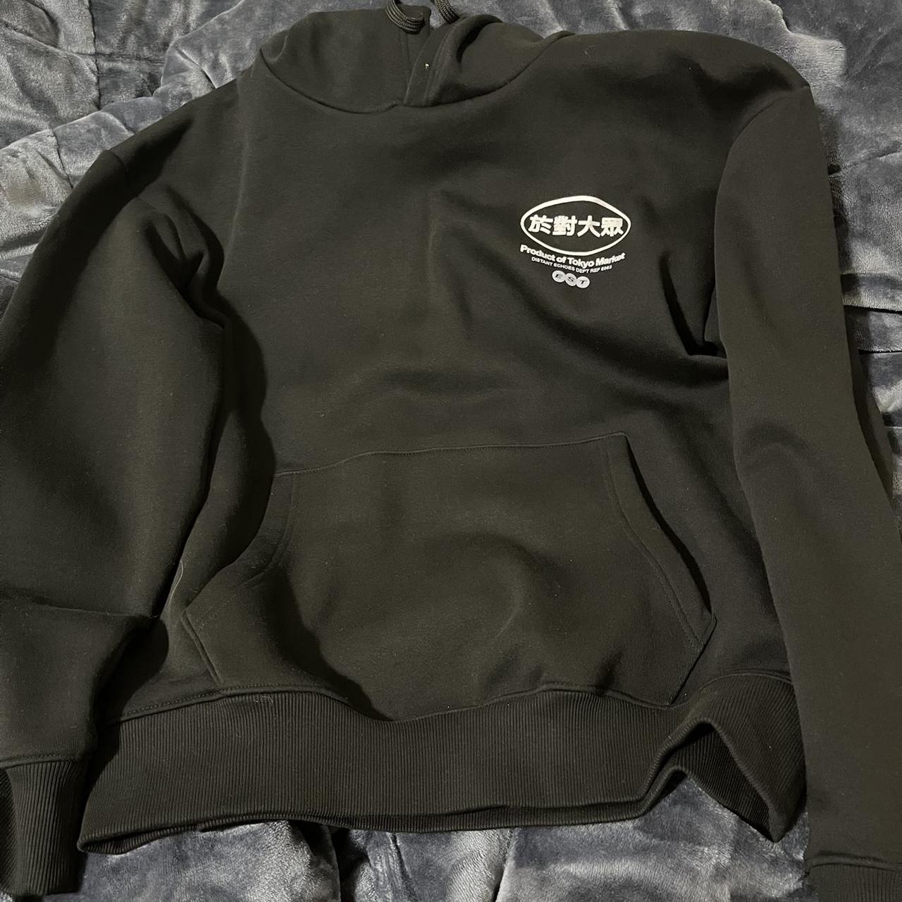 Large hoodie never worn - Depop