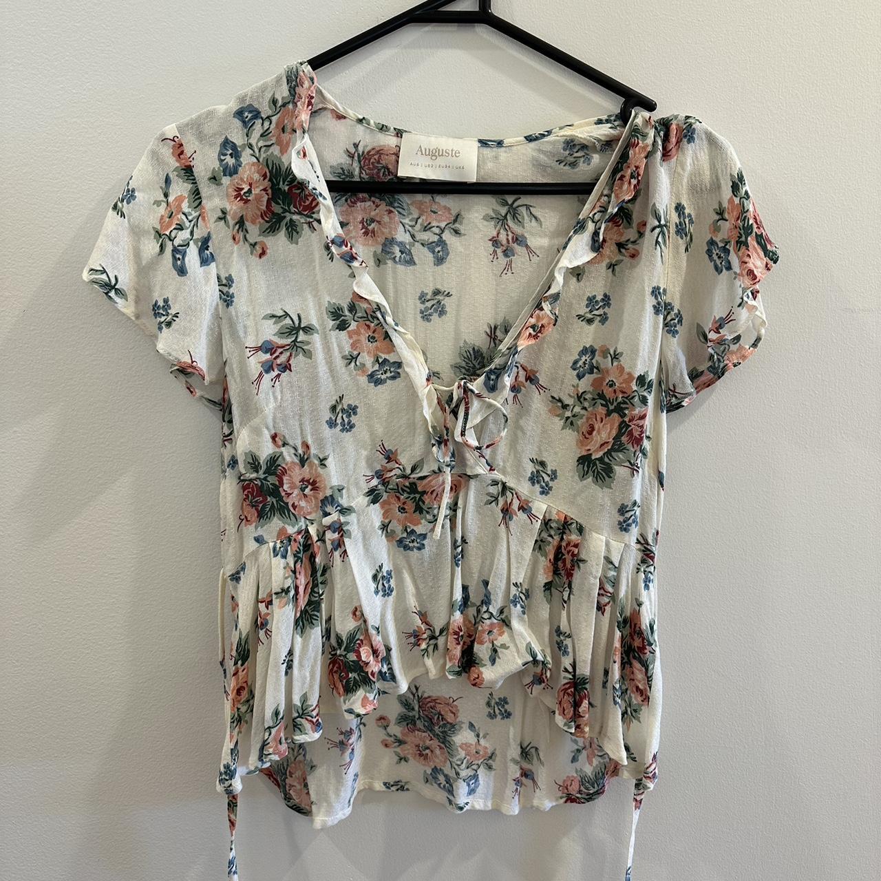 Auguste floral crop top size 6 - Depop