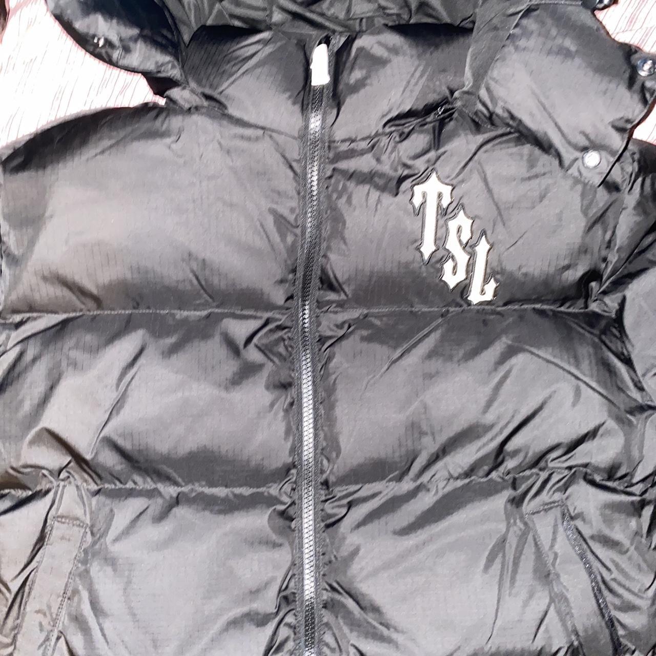 TRAPSTAR SHOOTERS HOODED PUFFER Blackout/reflective | Depop TRAPSTAR SHOOTERS HOODED PUFFER Blackout/reflective | Depop