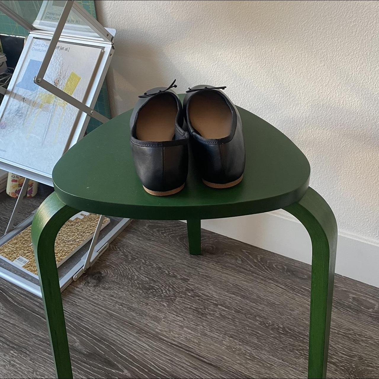 comfortable black ballet flats