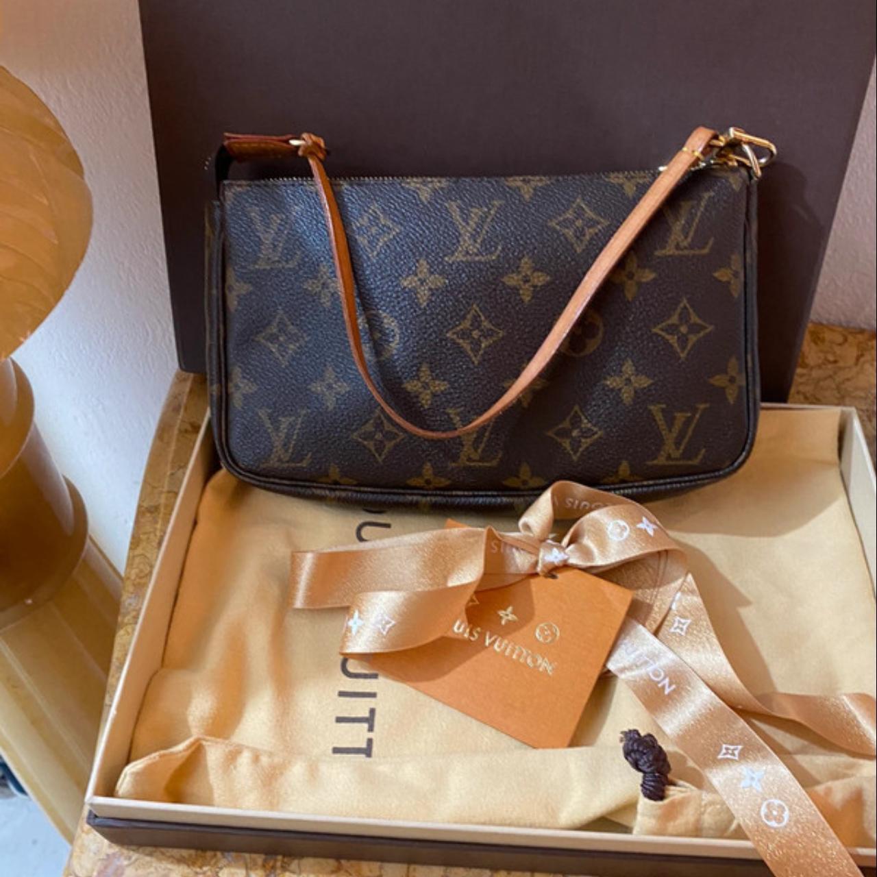 Louis Vuitton, Bags, Authentic Louis Vuitton Accessoire Nm