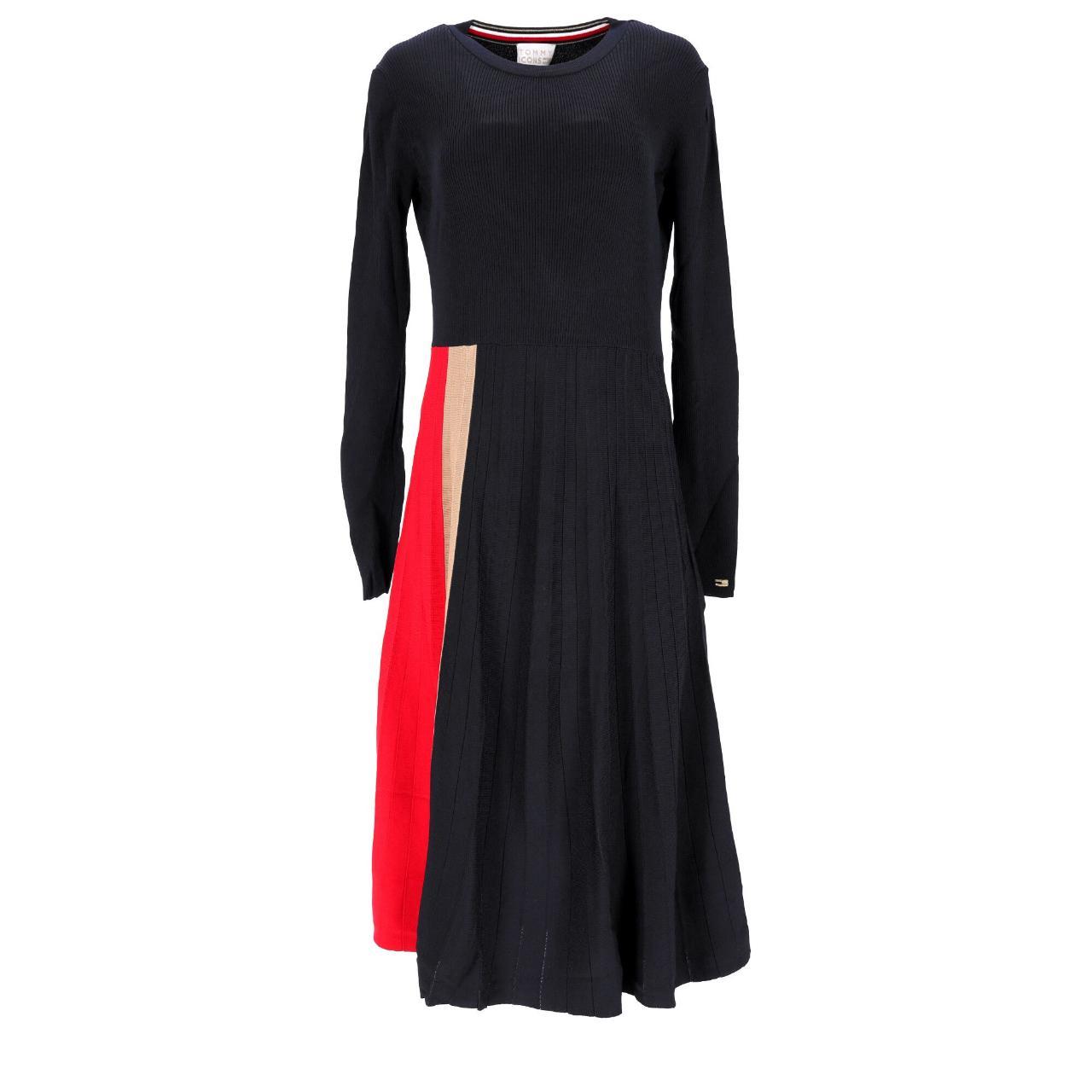 Women's Navy Blue Tommy Icons Colour Block Depop