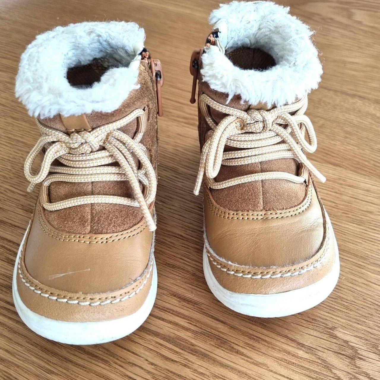 Clarks top boots toddler