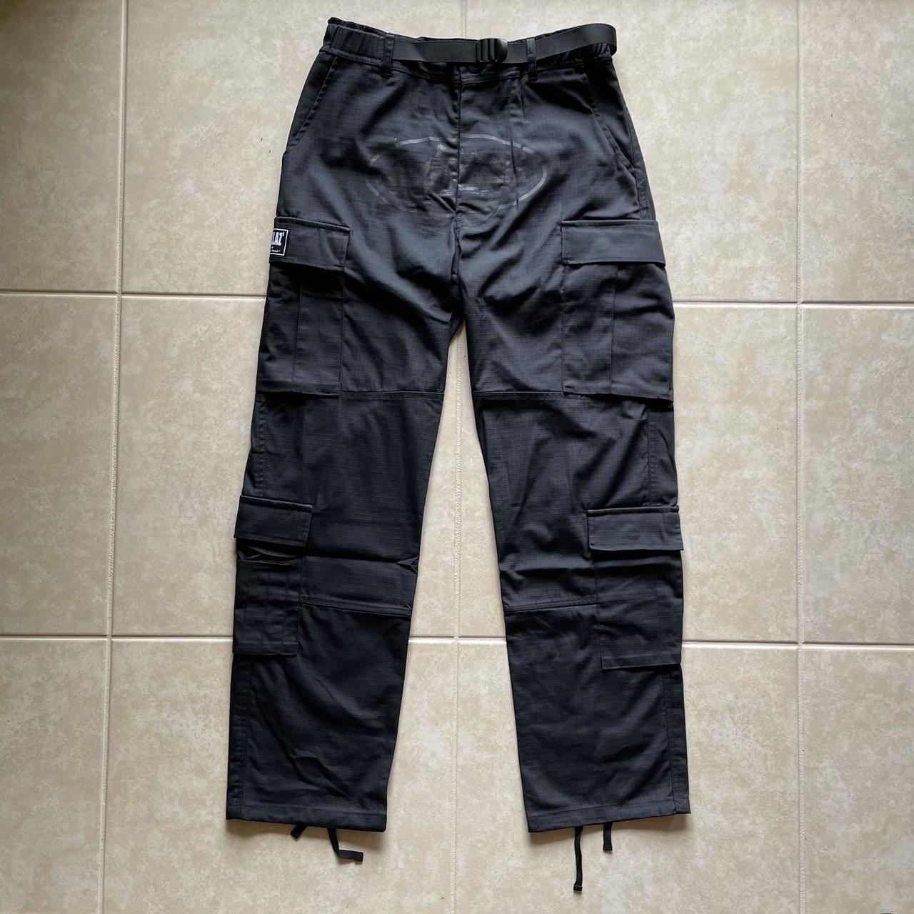 Corteiz Guerillaz* Cargo Pant 'Black/Pink' NEVER | Depop