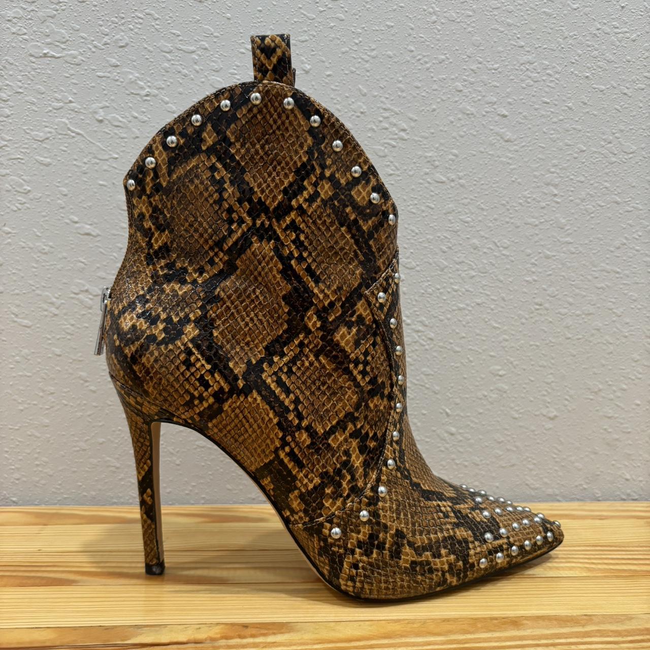 Jessica simpson outlet snake print boots