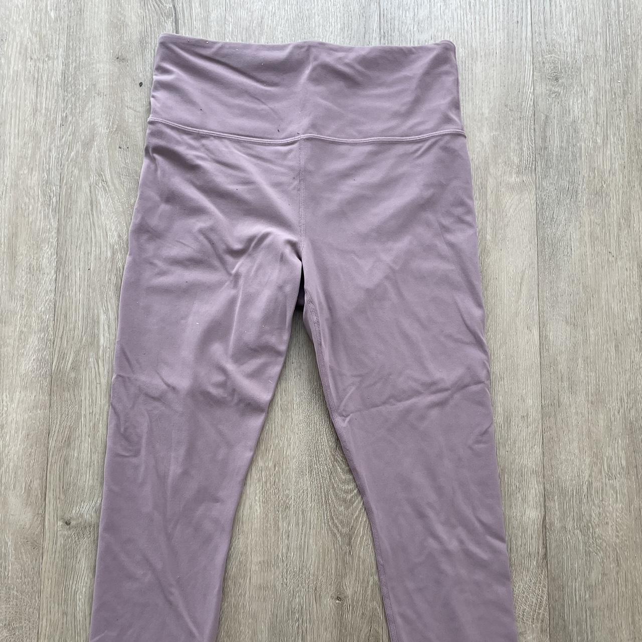 purple athleta leggings! so cute!💜 Depop