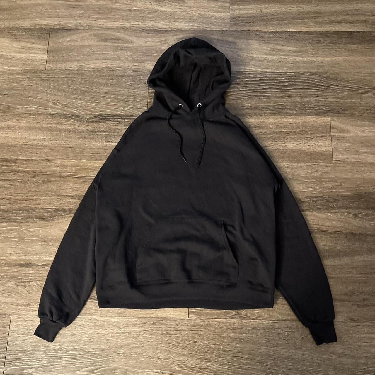 Vintage 2000s cropped hanes hoodie size medium - Depop