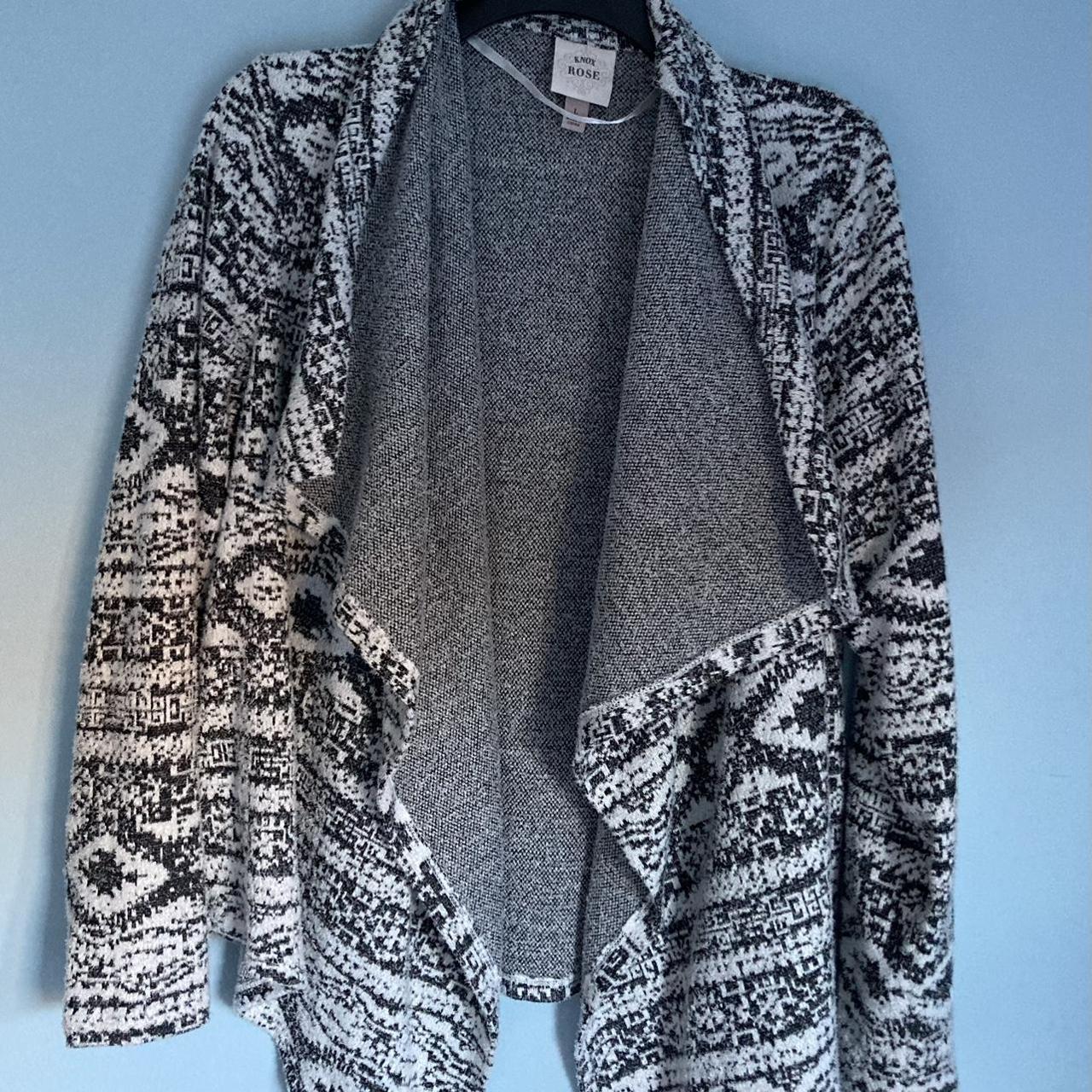 Knox Rose cardigan Black, White and Gray size large.... - Depop