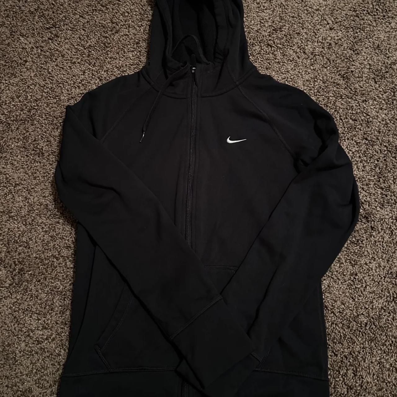 Nike therma fit Hooded jacket size small Please... - Depop
