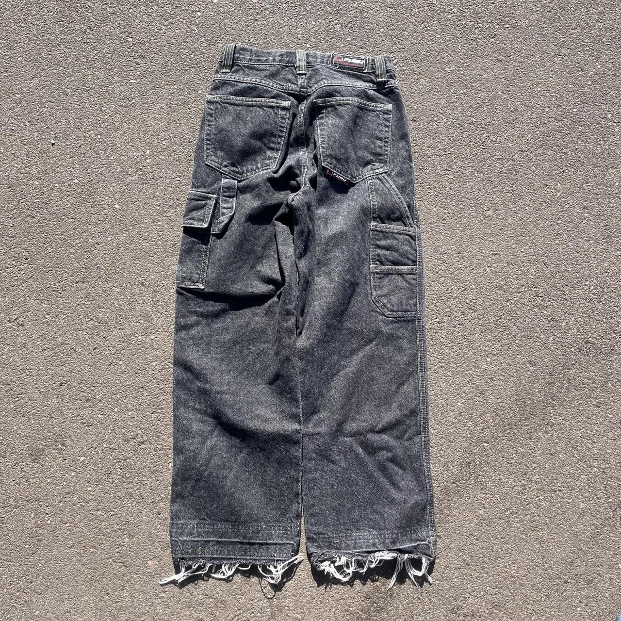 item listed by ithrowbackvintage