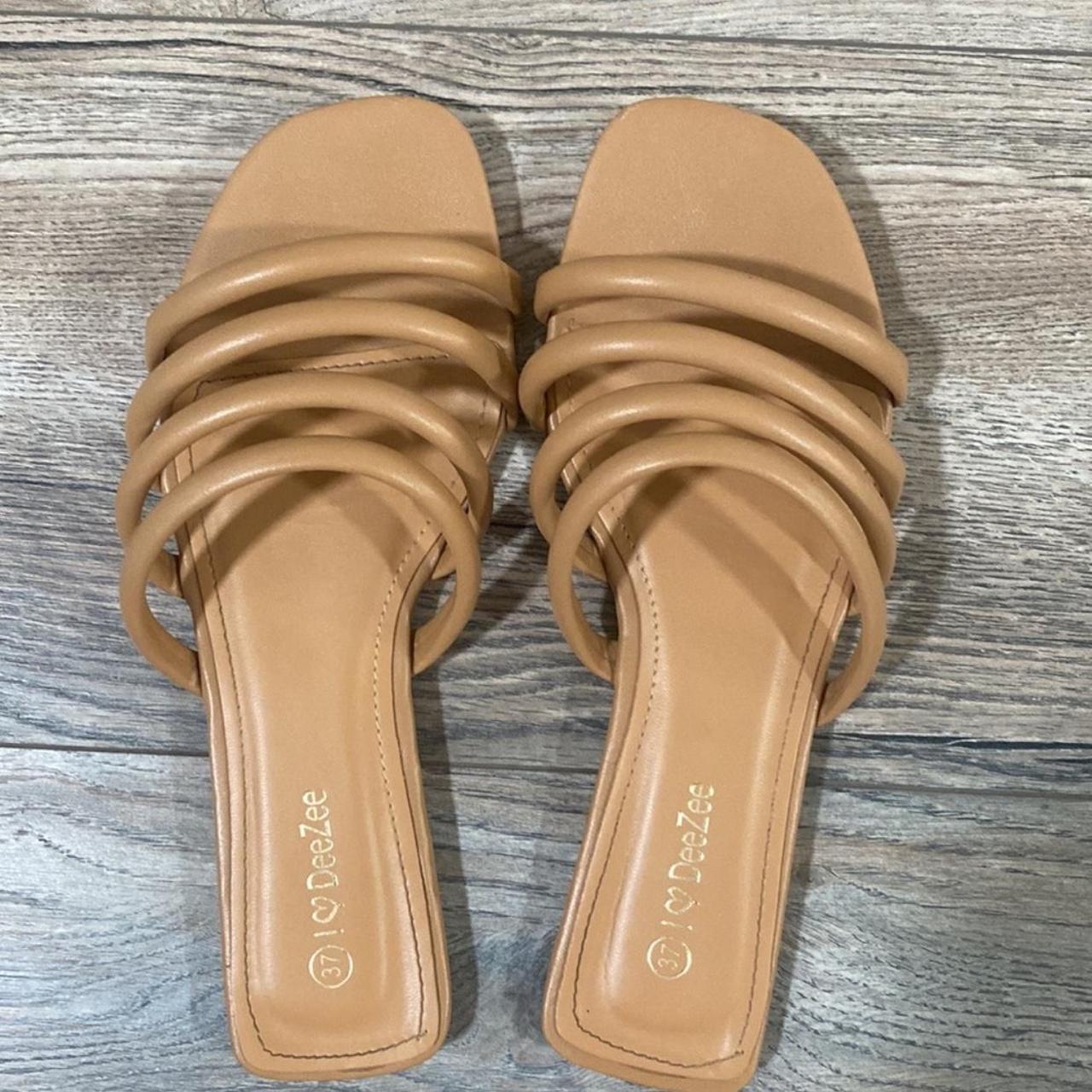 Flip flops - Depop