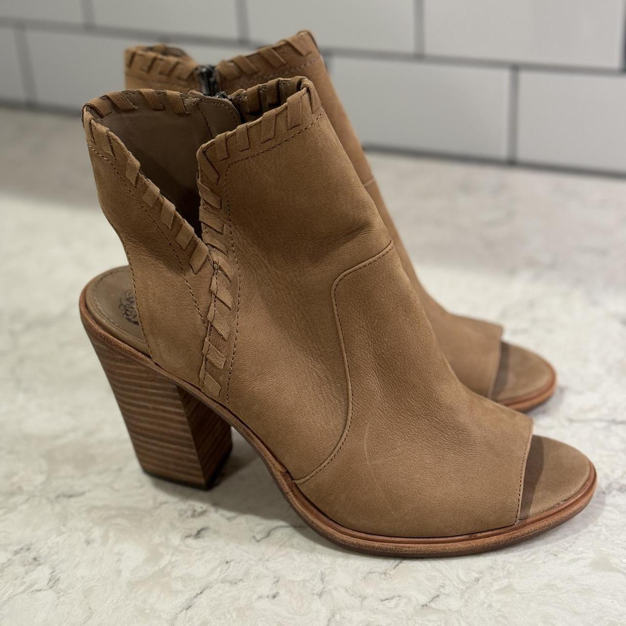 Vince camuto sale kicetta bootie