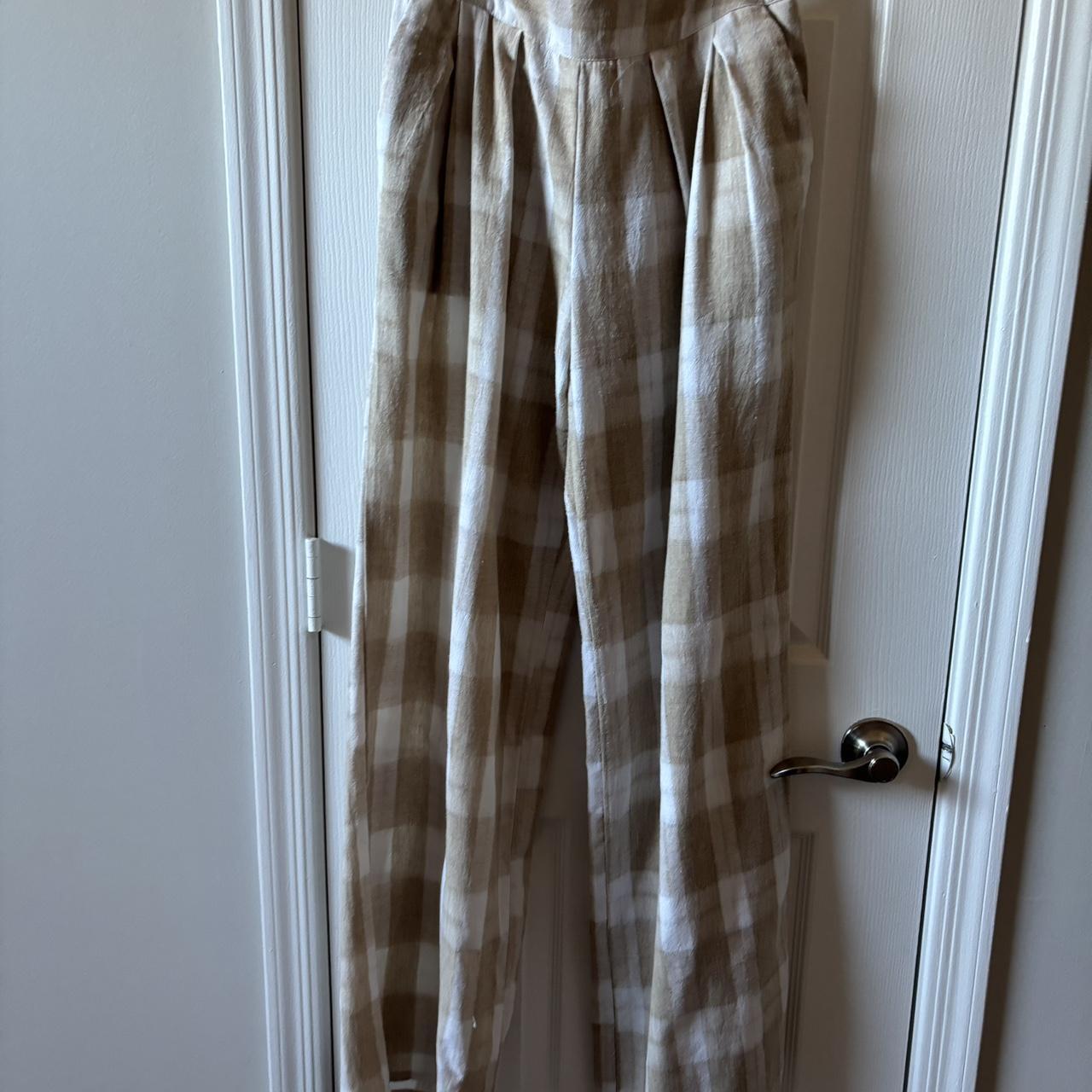 L’ATISTE Brown and Cream Plaid Pants With... - Depop
