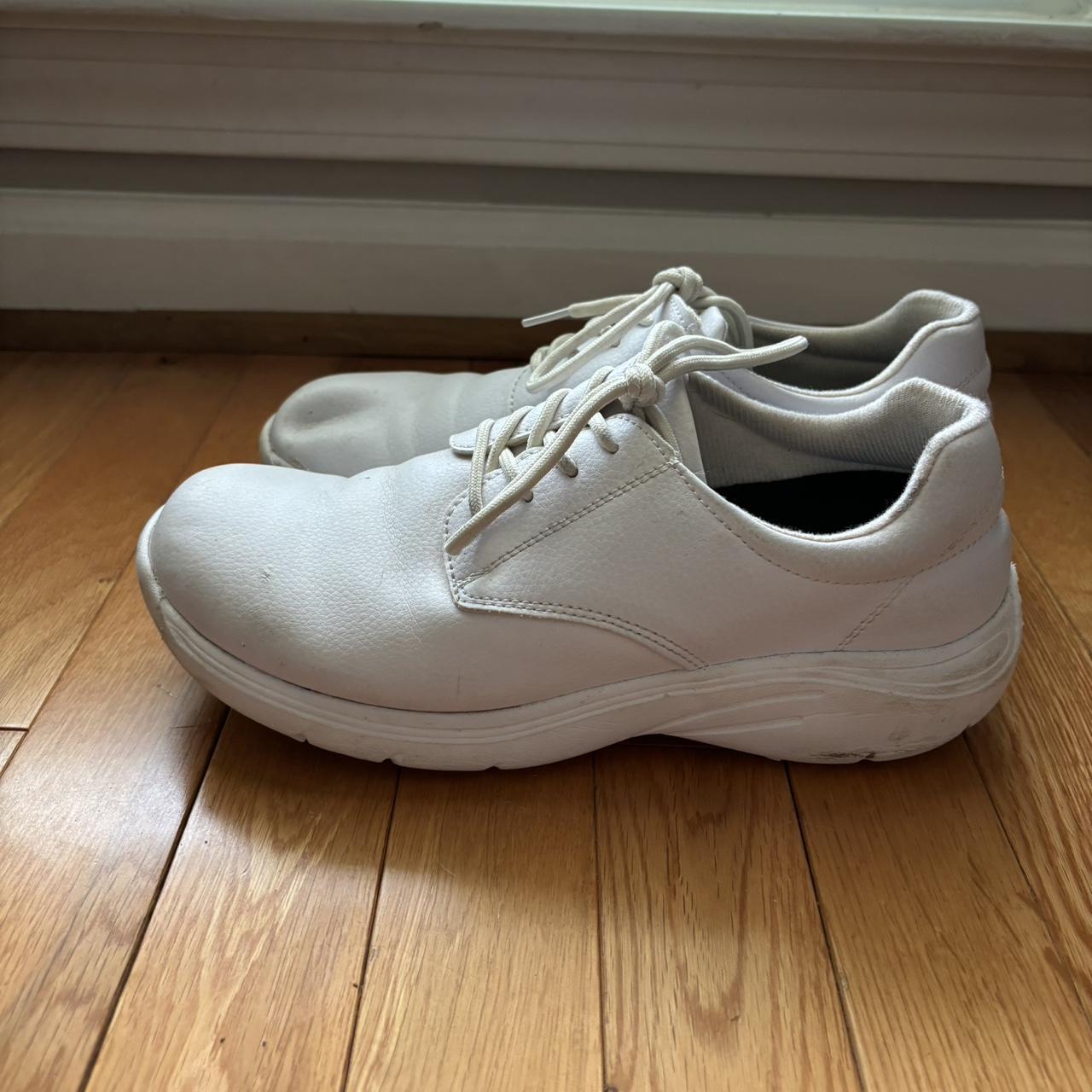 non porous white nursing shoes