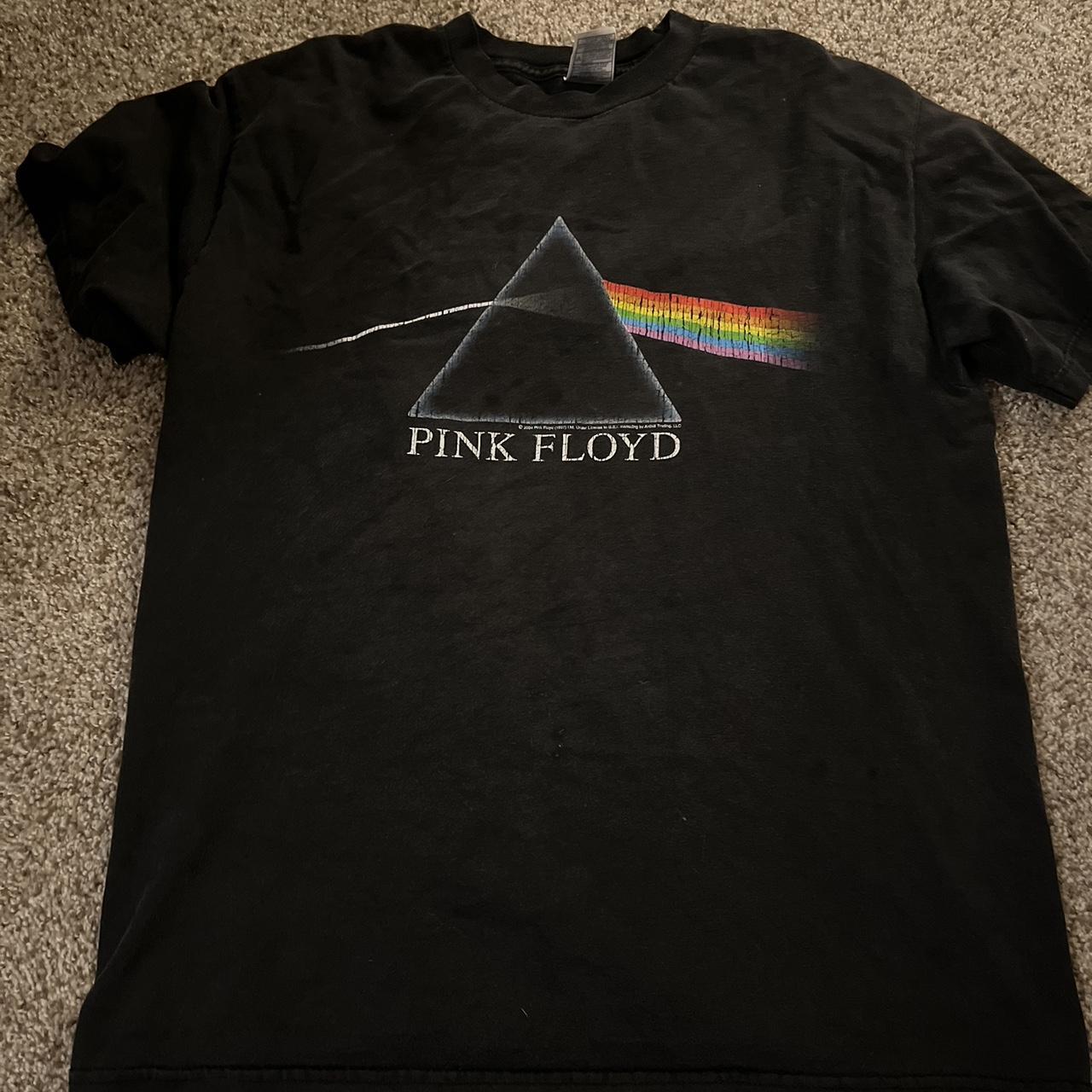 Pink Floyd T - Depop