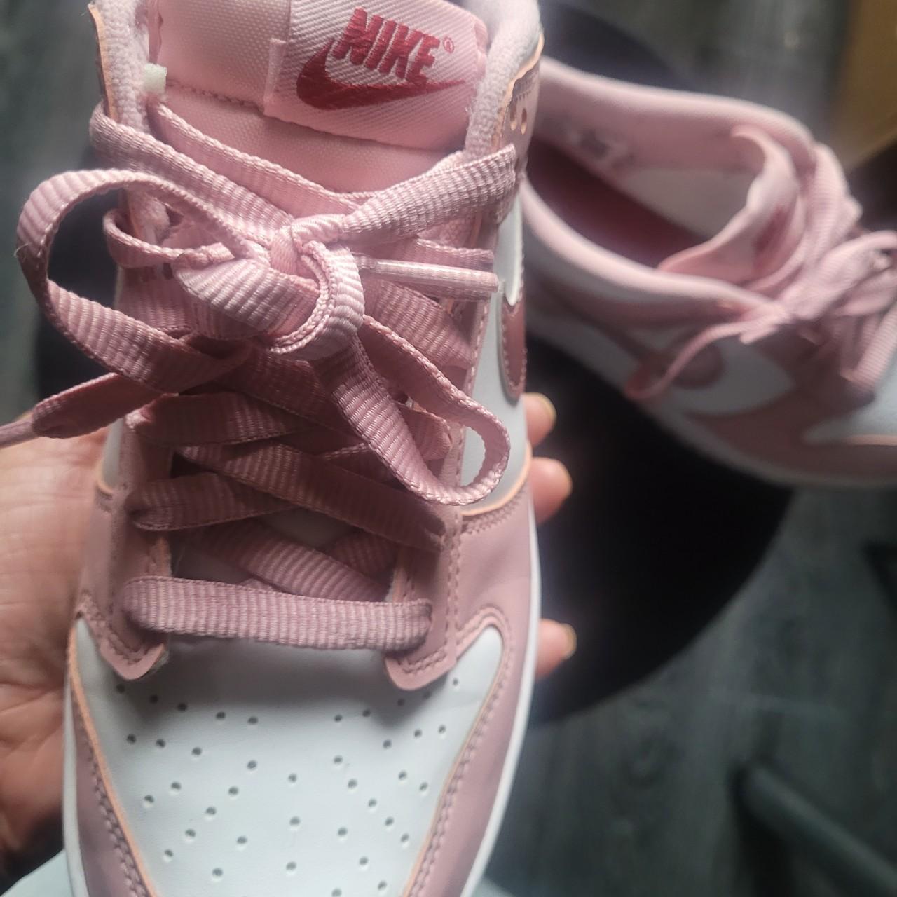 worn nike dunks