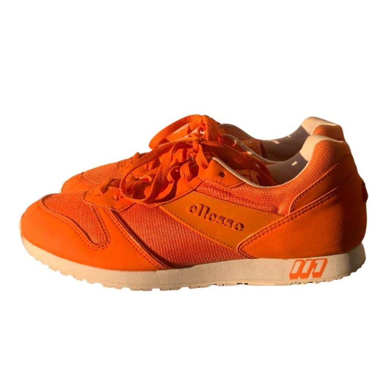 ellesse 90s retro trainers