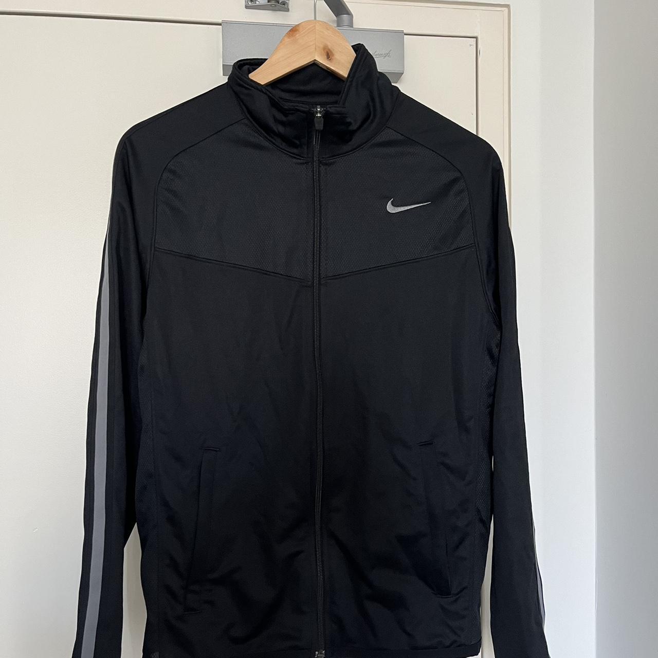 Nike women's epic jacket hotsell